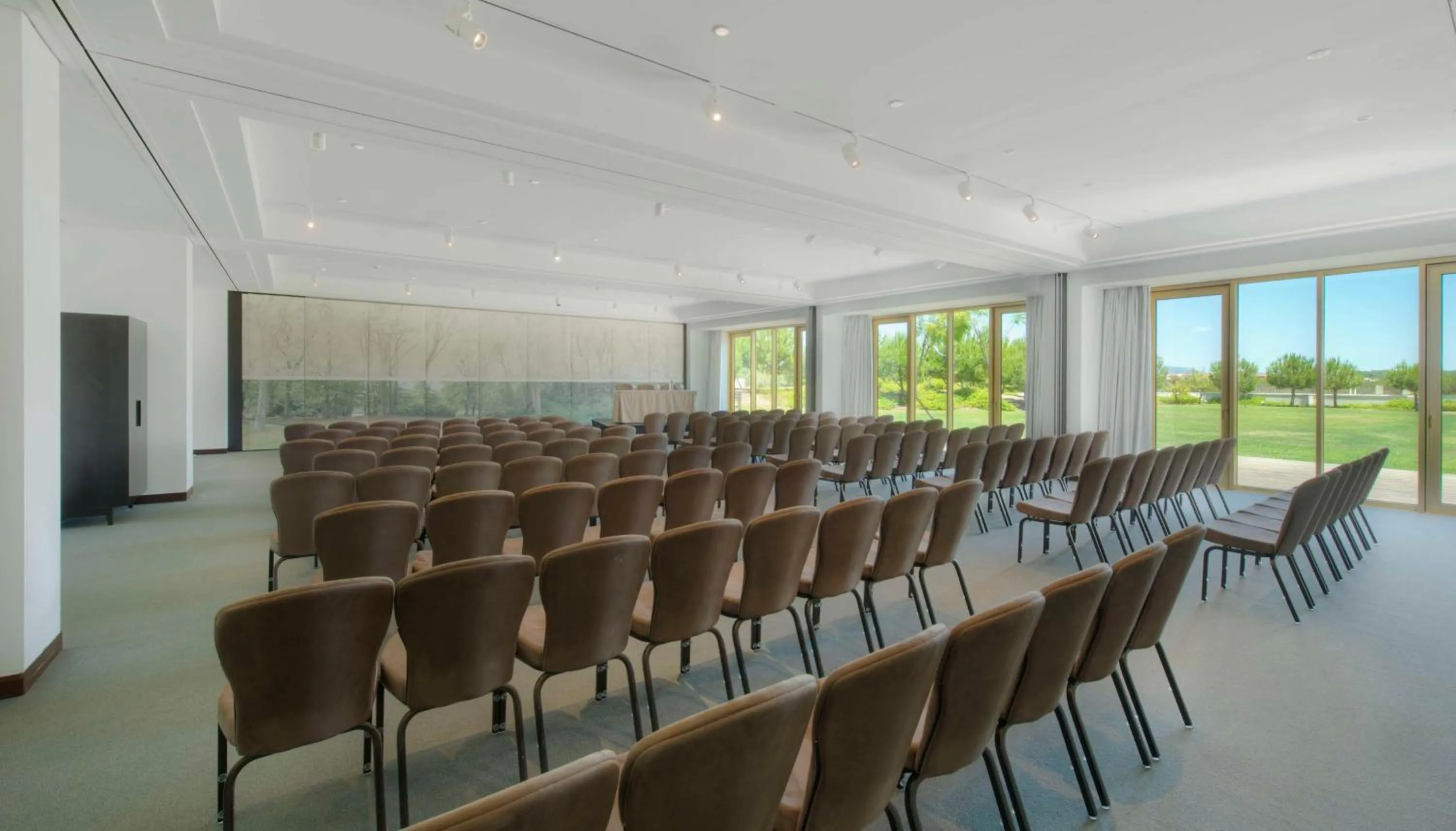 Bedroom in Anantara Vilamoura Algarve Resort
