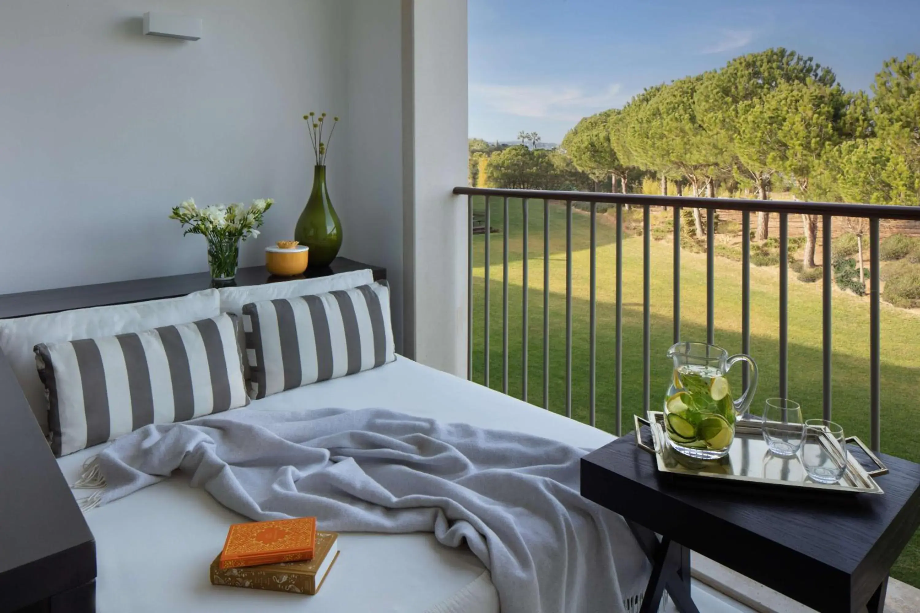 Property building, Bed in Anantara Vilamoura Algarve Resort Property building, Bed in Anantara Vilamoura Algarve Resort