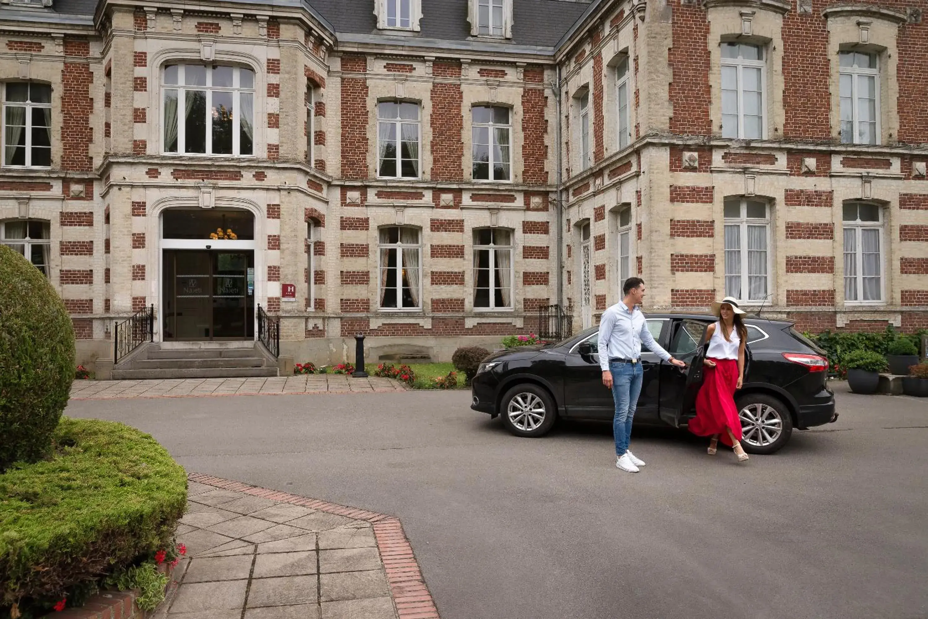 Property building in Hôtel Château Tilques Property building in Hôtel Château Tilques