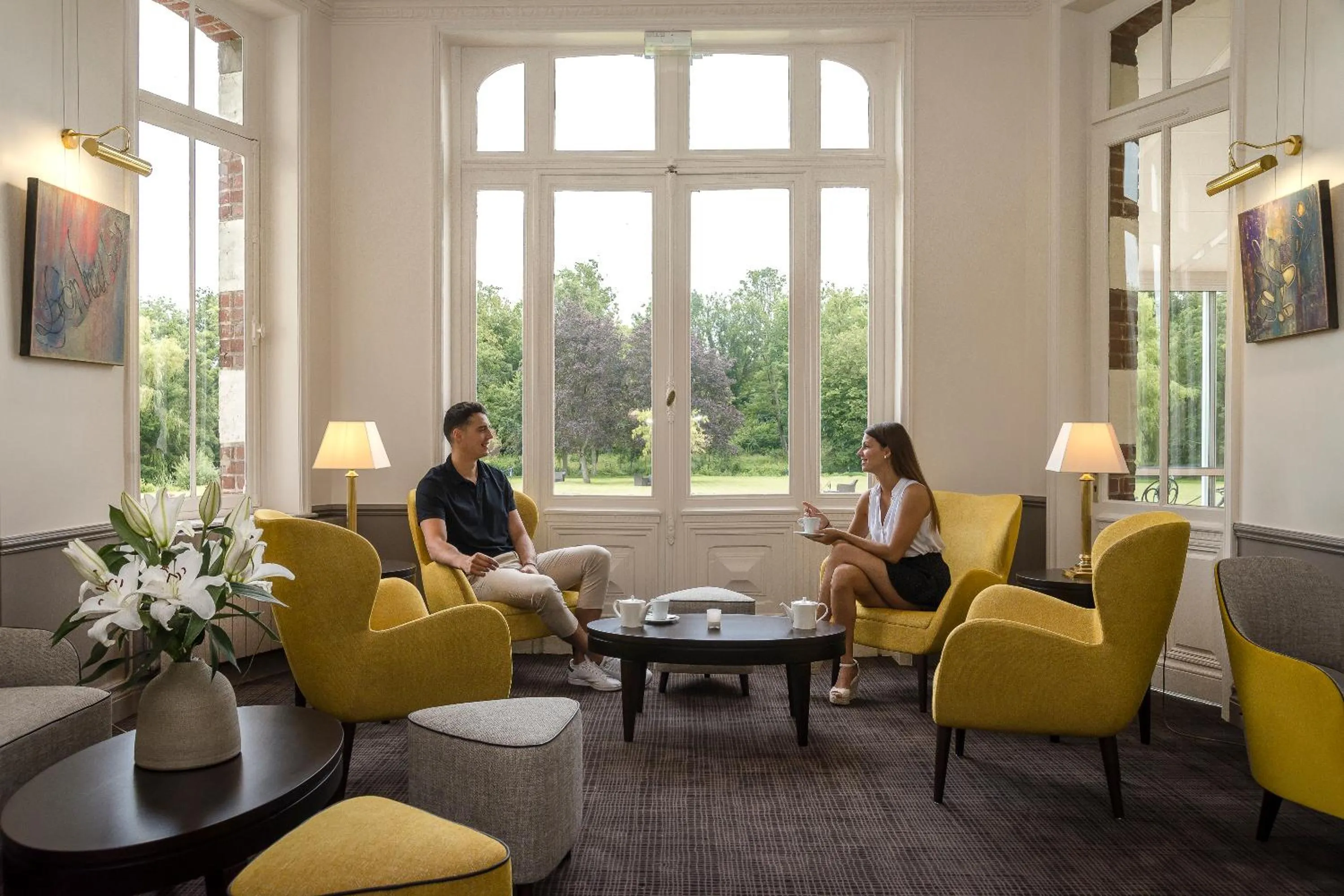 Living room in Hôtel Château Tilques