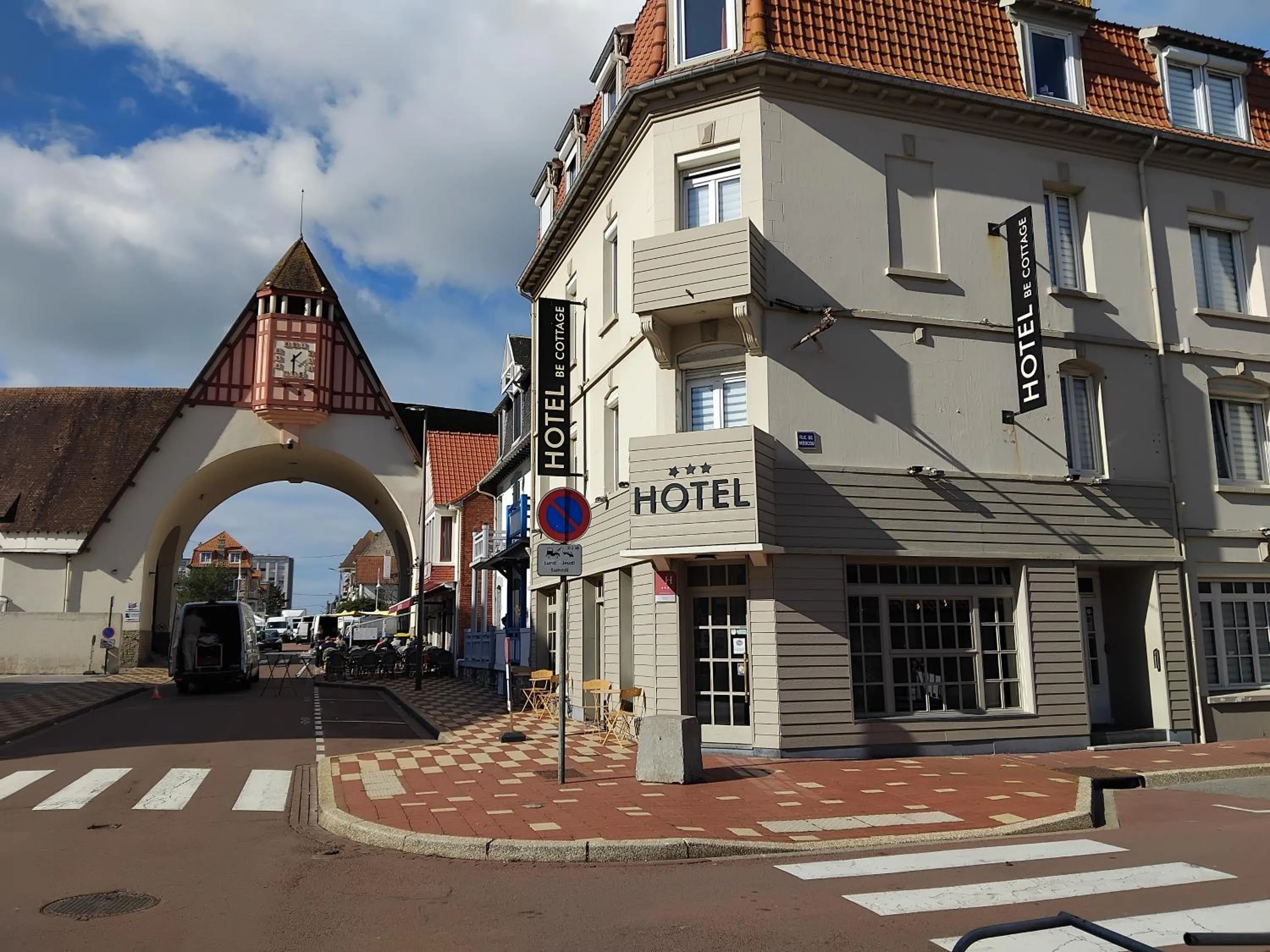 Property building in Be Cottage Hotel