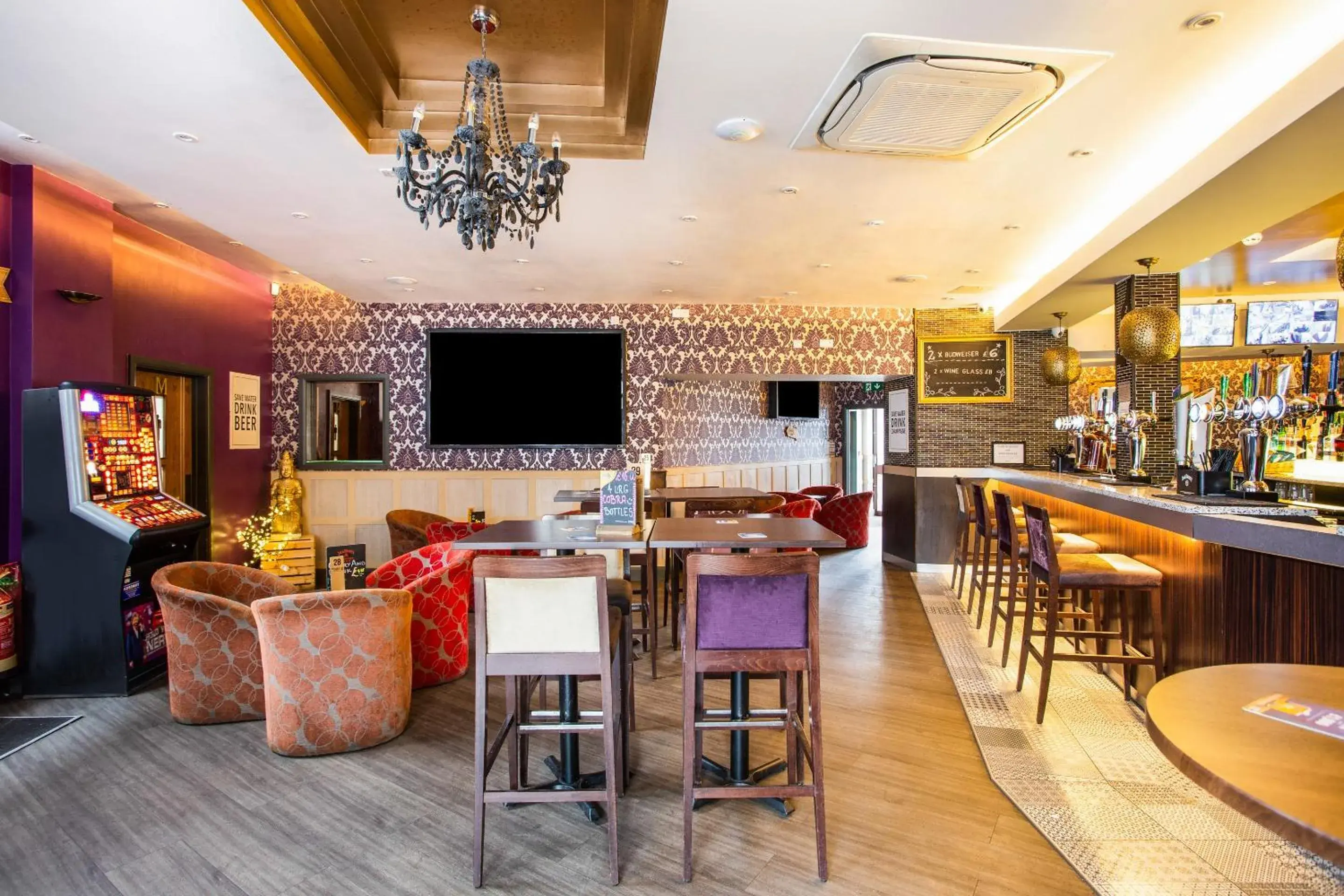 Restaurant/places to eat in OYO The Arch, Wembly Stadium Restaurant/places to eat in OYO The Arch, Wembly Stadium