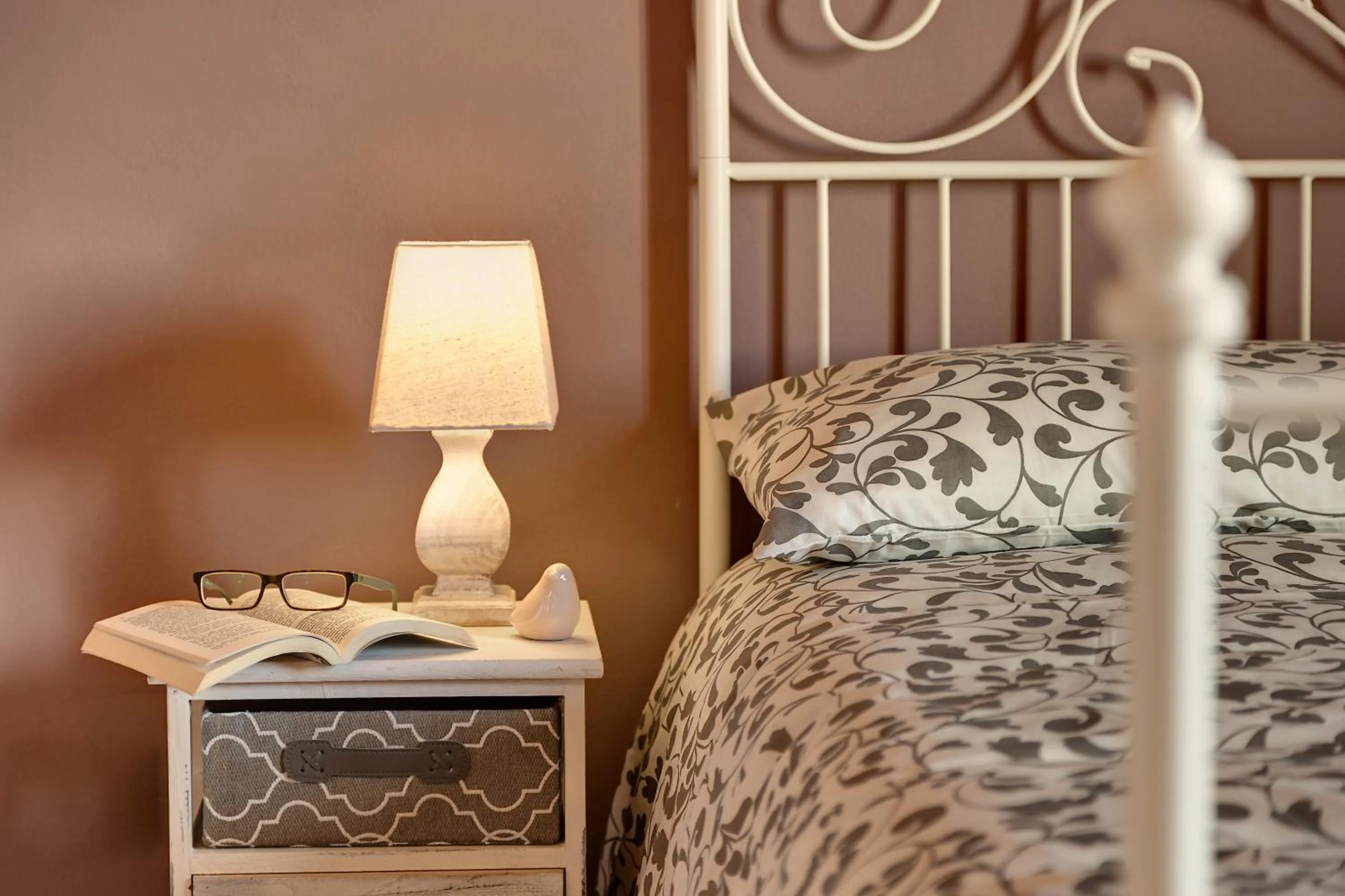 Decorative detail, Bed in Podere Demetra