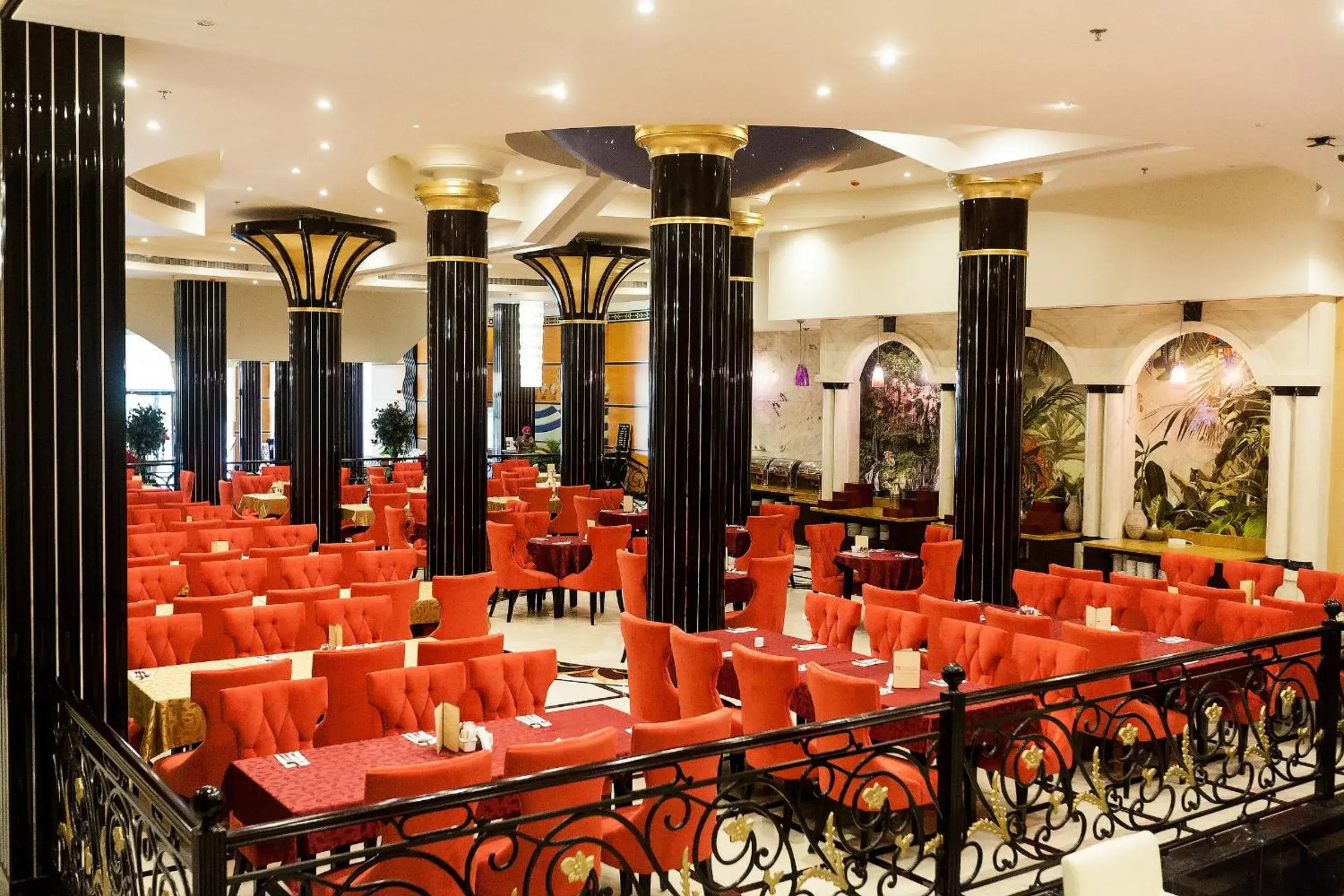 Breakfast, Restaurant/Places to Eat in Red Castle Hotel - Managed by Aoudi Consultants