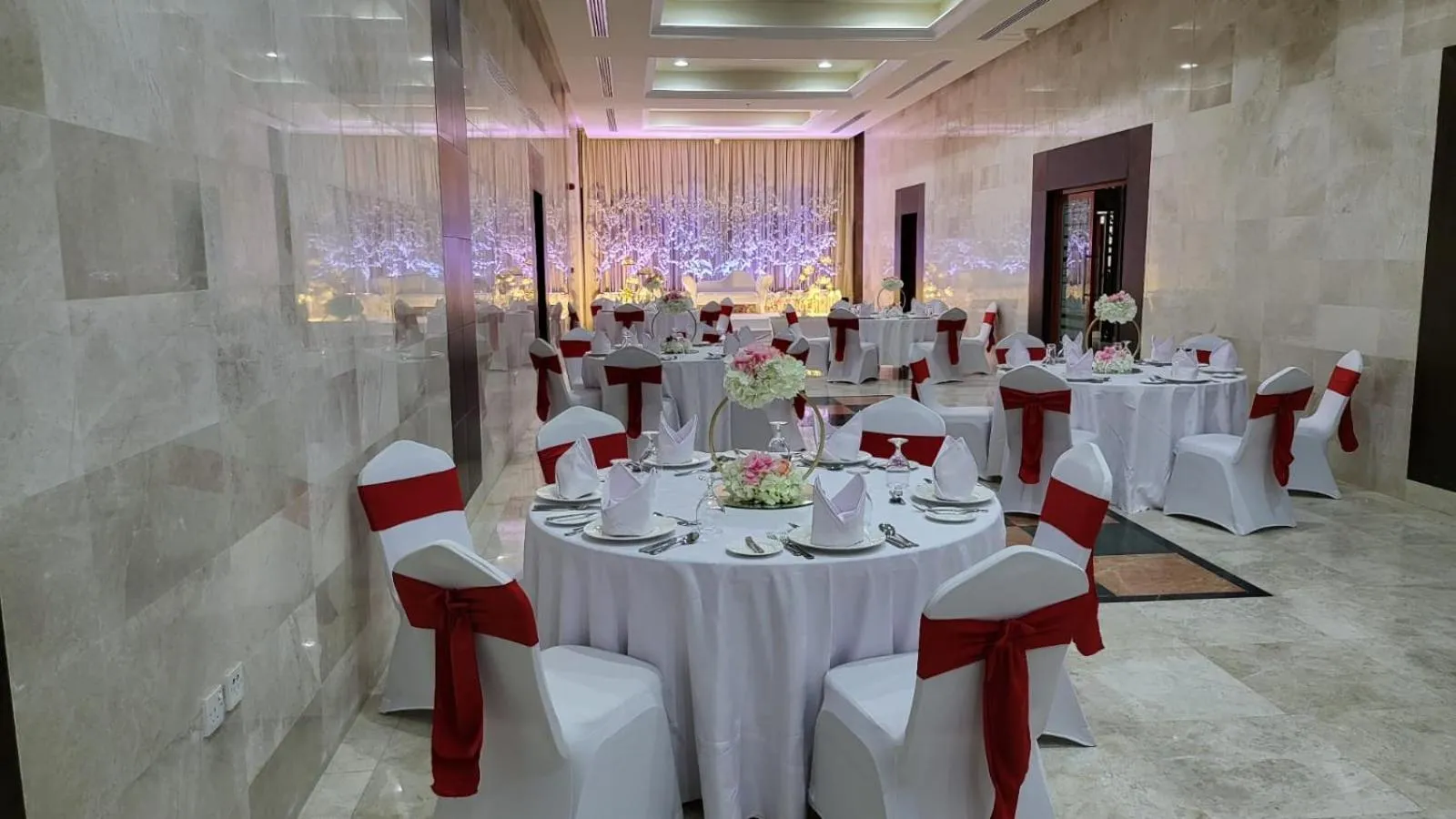 Banquet/Function facilities in Red Castle Hotel