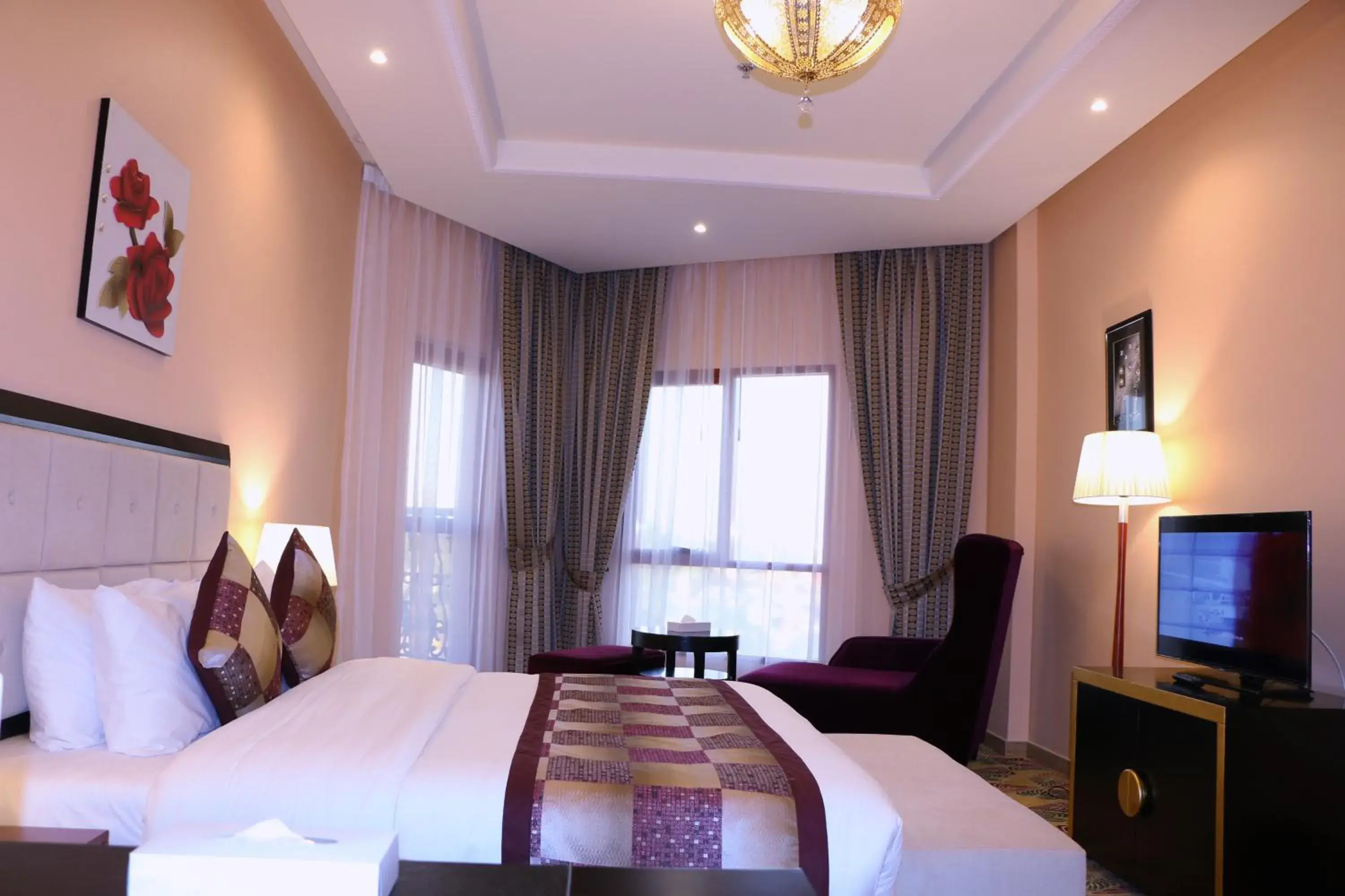 Bedroom, Bed in Red Castle Hotel - Managed by Aoudi Consultants