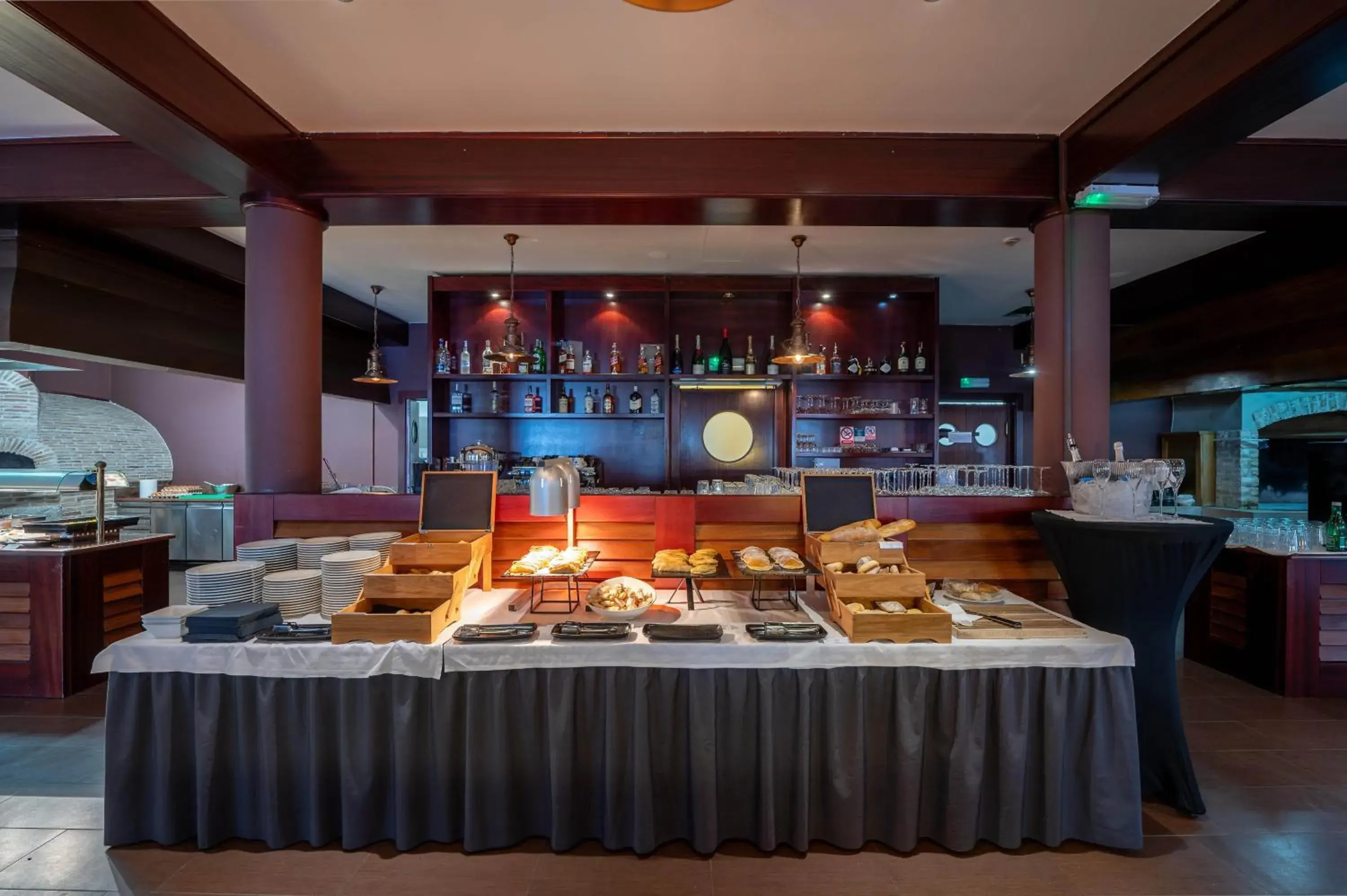 Restaurant/places to eat in Boutique Hotel Nautica - SPA & wellness, FREE Parking, Pet friendly Restaurant/places to eat in Boutique Hotel Nautica - SPA & wellness, FREE Parking, Pet friendly