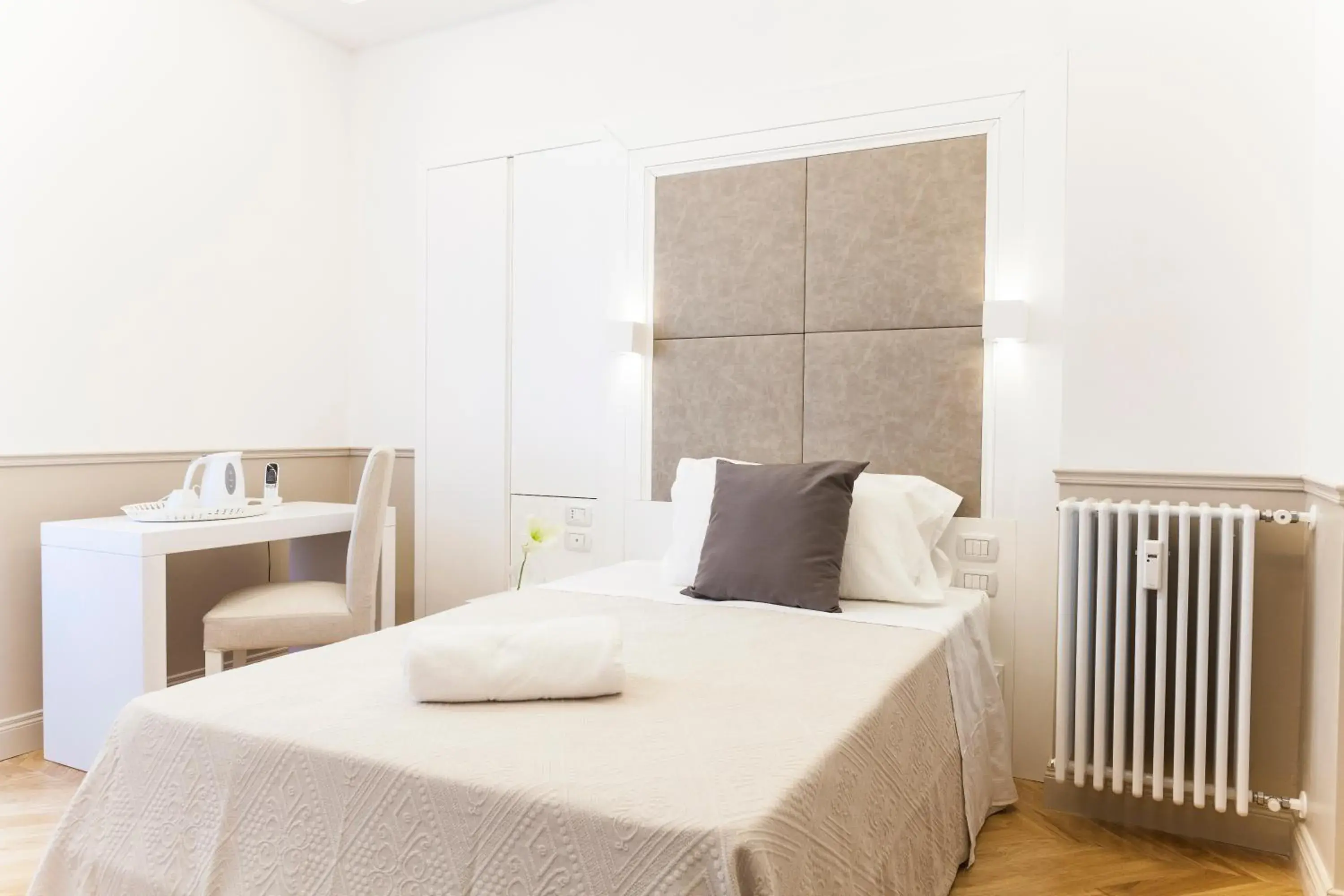 Deluxe Double Room in Margherita Suites Deluxe Double Room in Margherita Suites