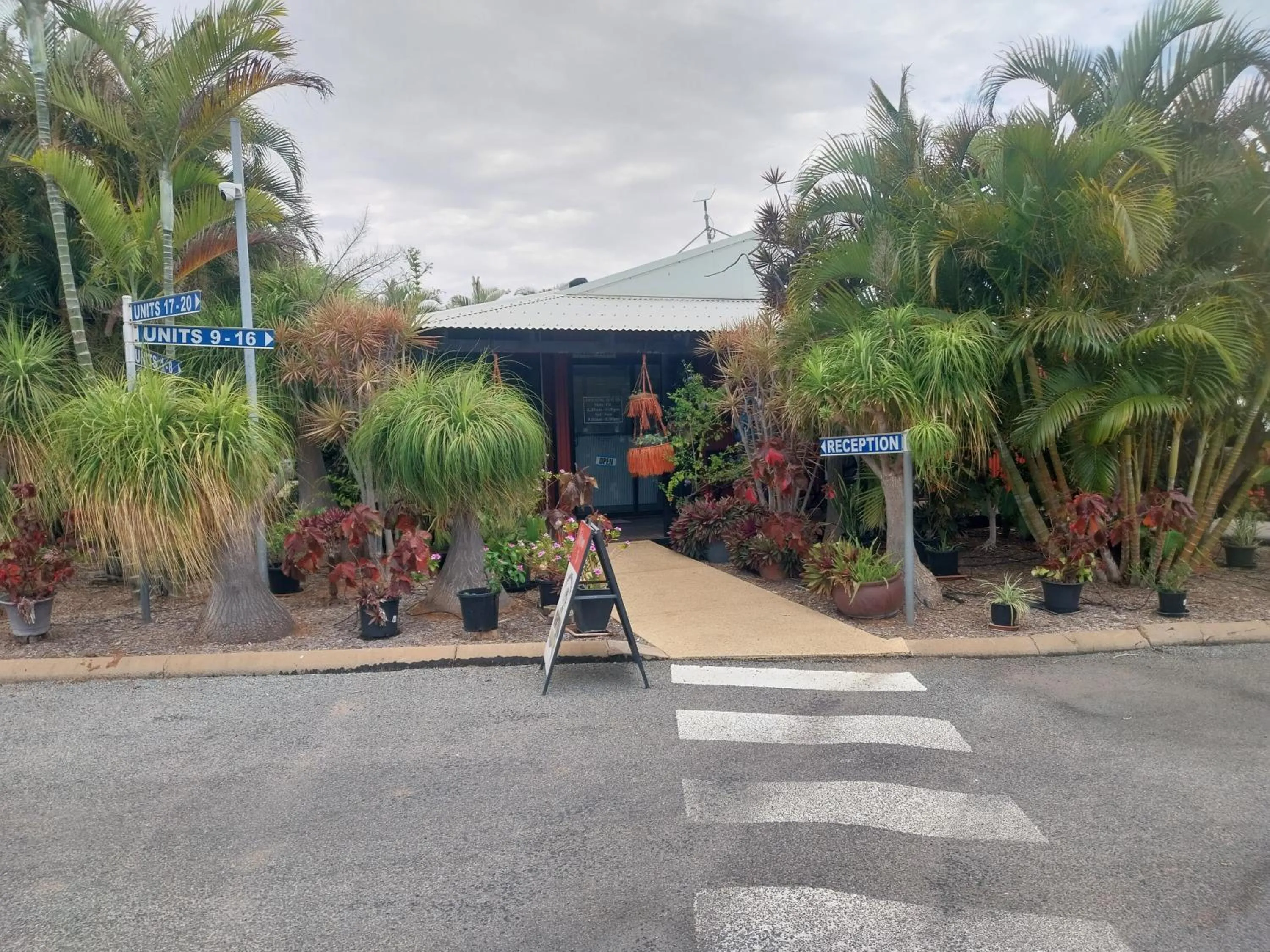 Carnarvon Central Apartments