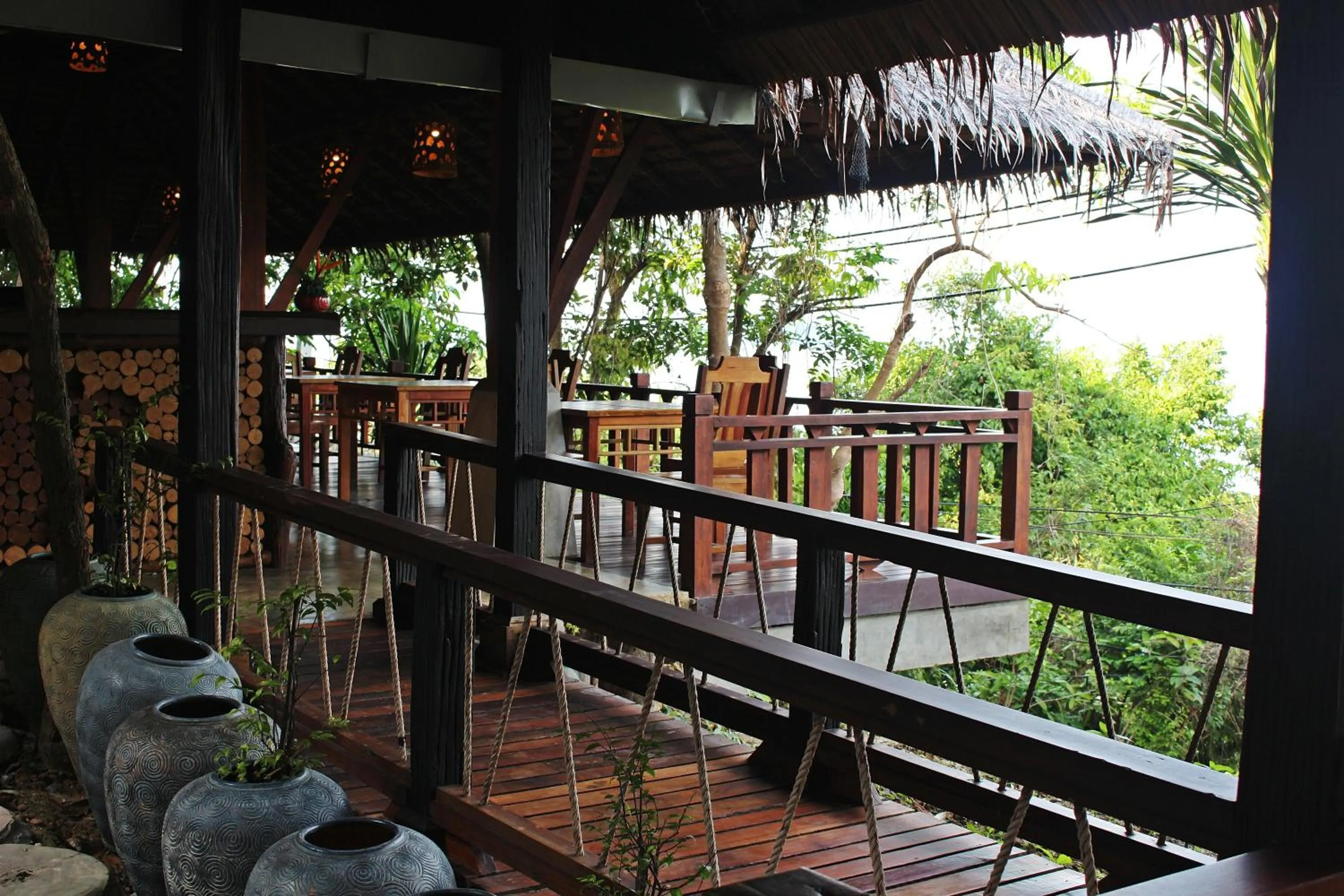 Restaurant/places to eat in Phi Phi Phu Chalet Resort