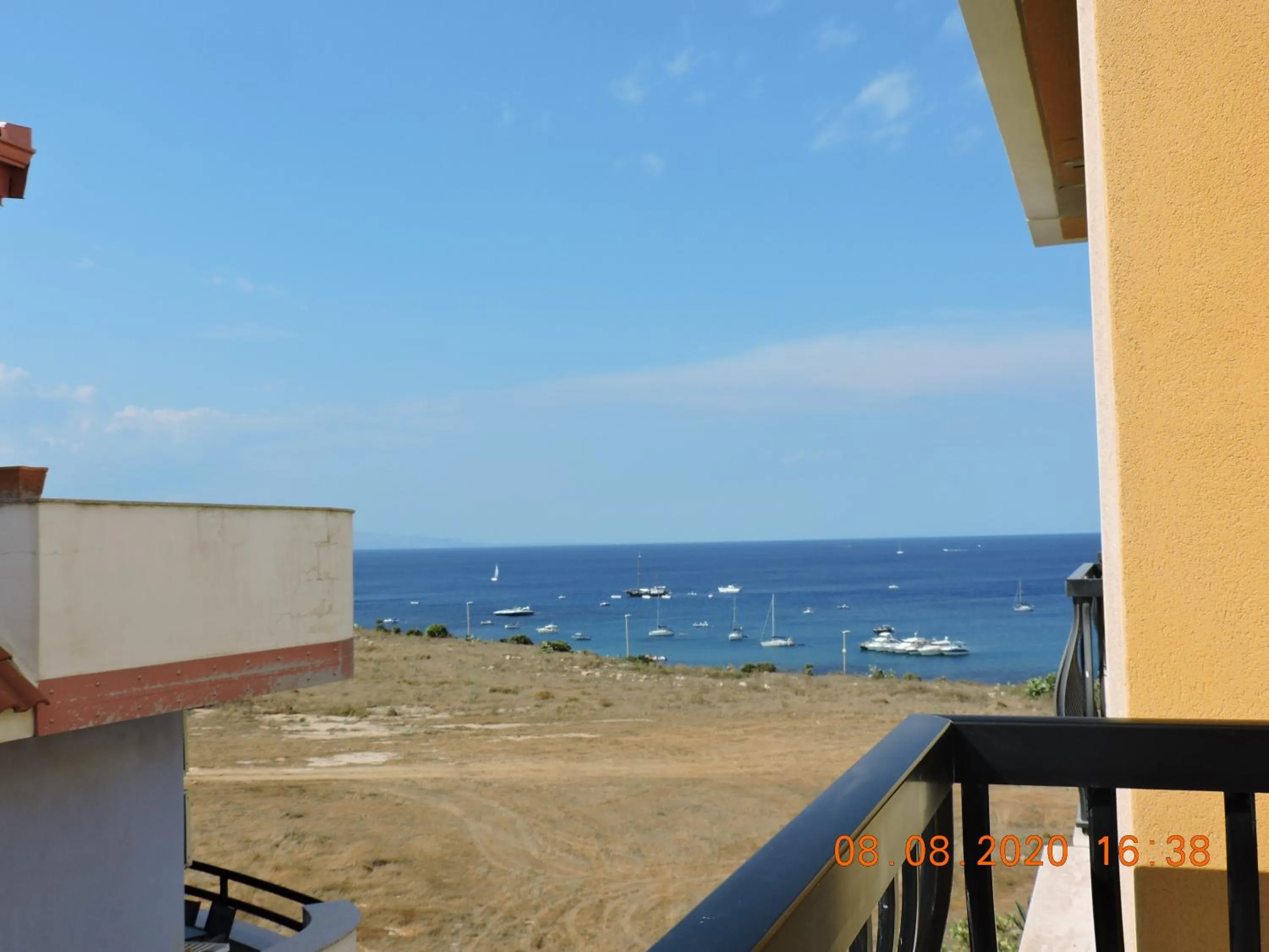 Sea view in B&B Aquila Reale