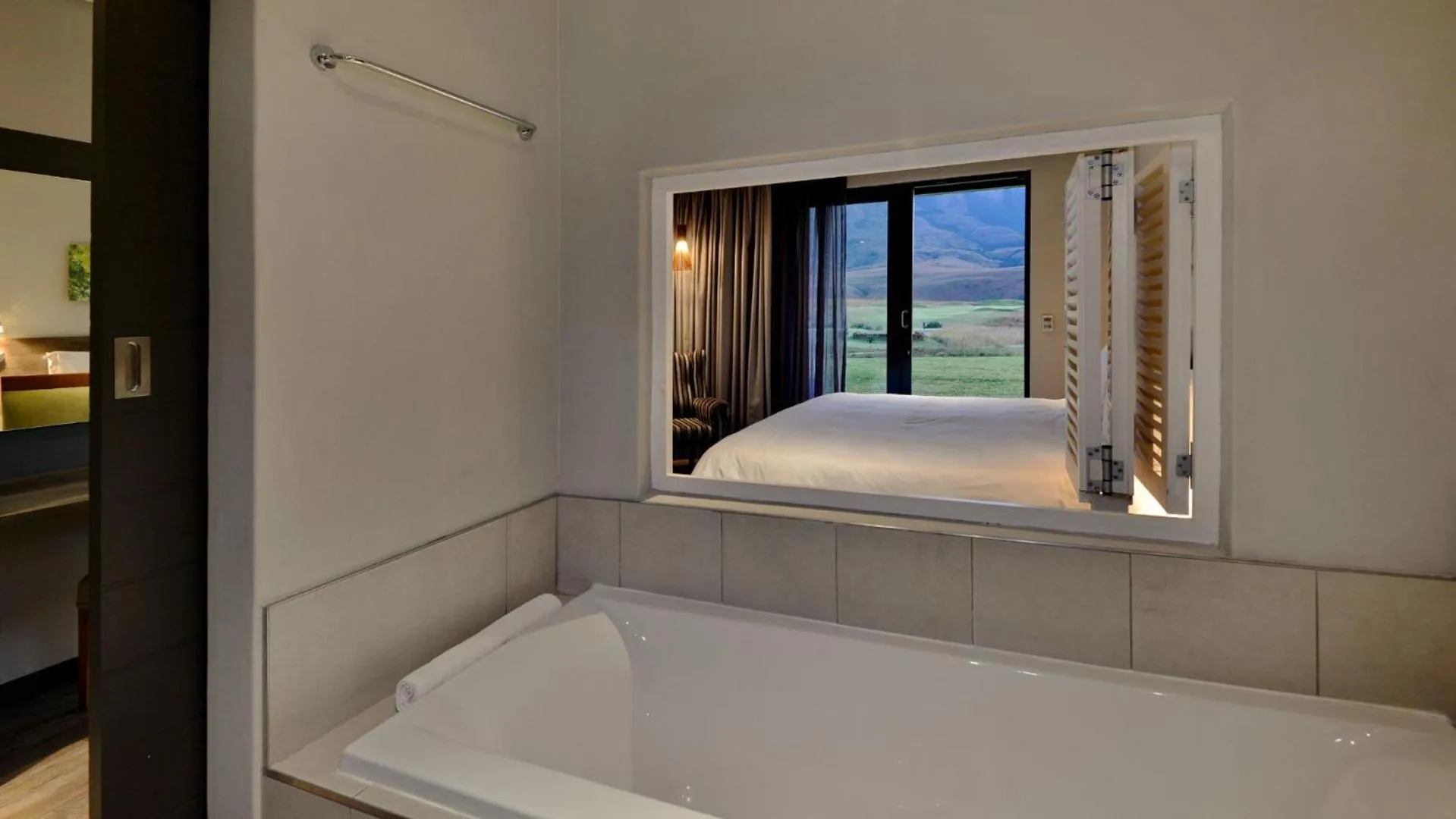 Bathroom, Bed in ANEW Resort Vulintaba Newcastle