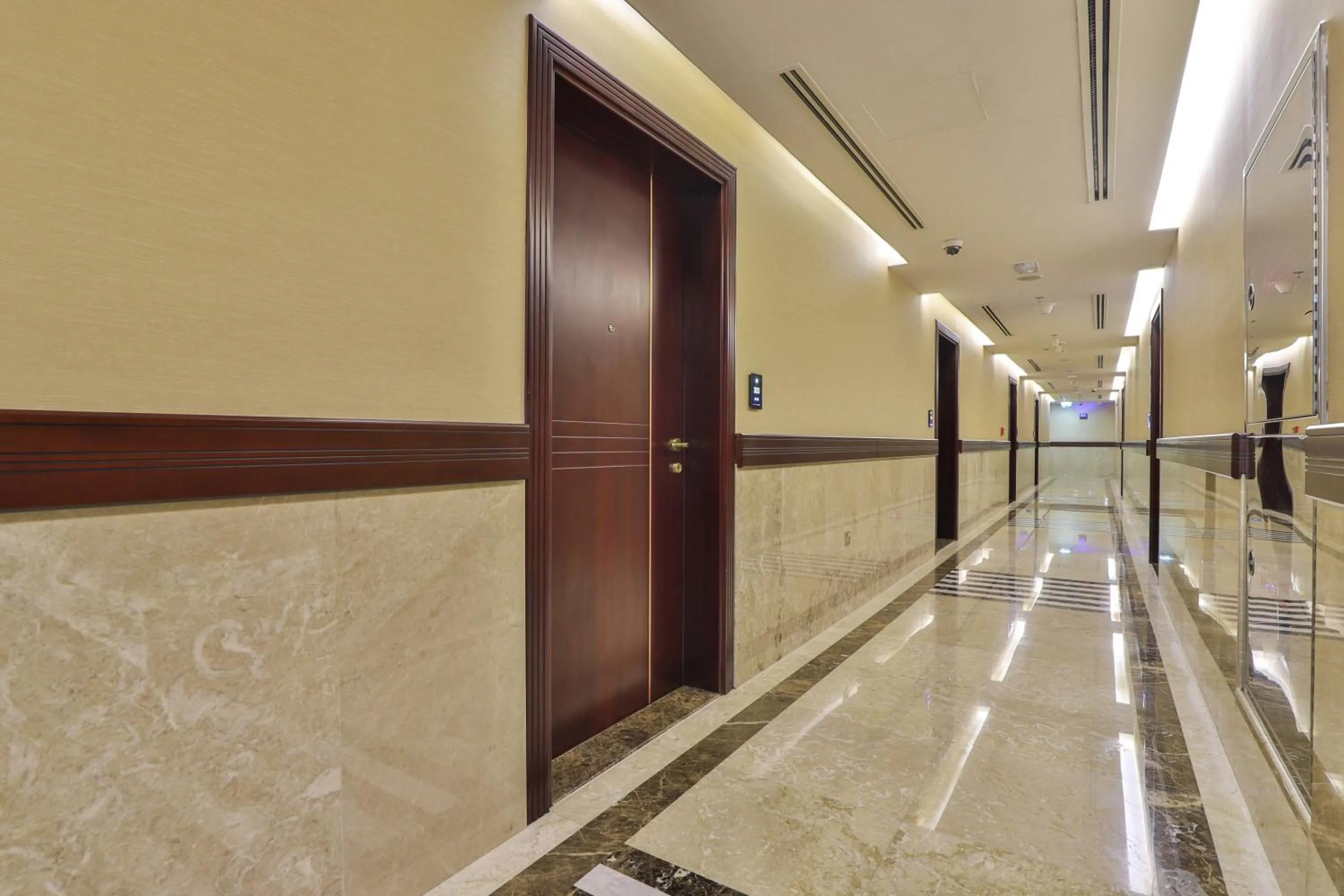 Lobby or reception in Telal Hotel Apartments