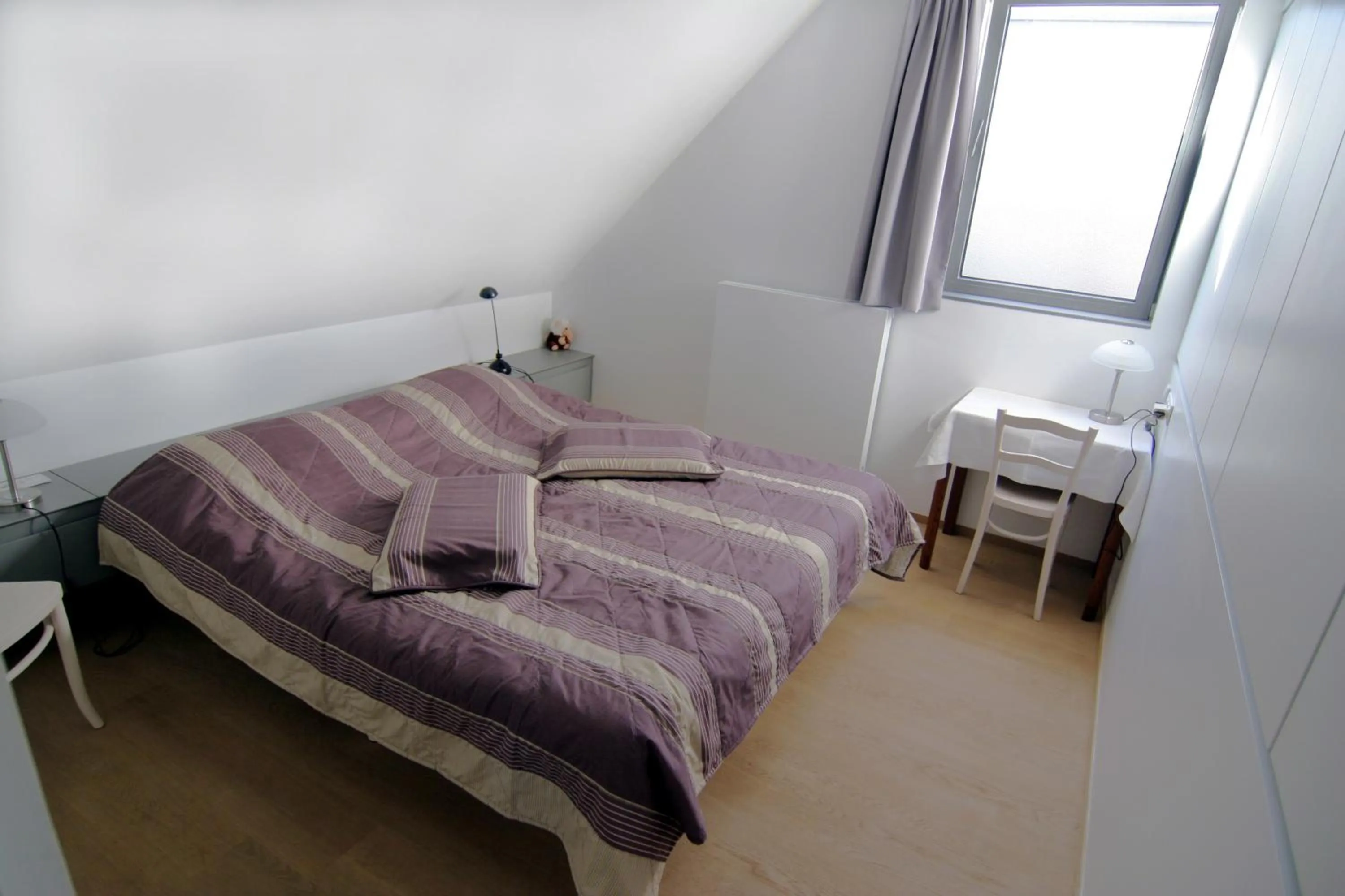 Photo of the whole room, Bed in B&B 't Walleke