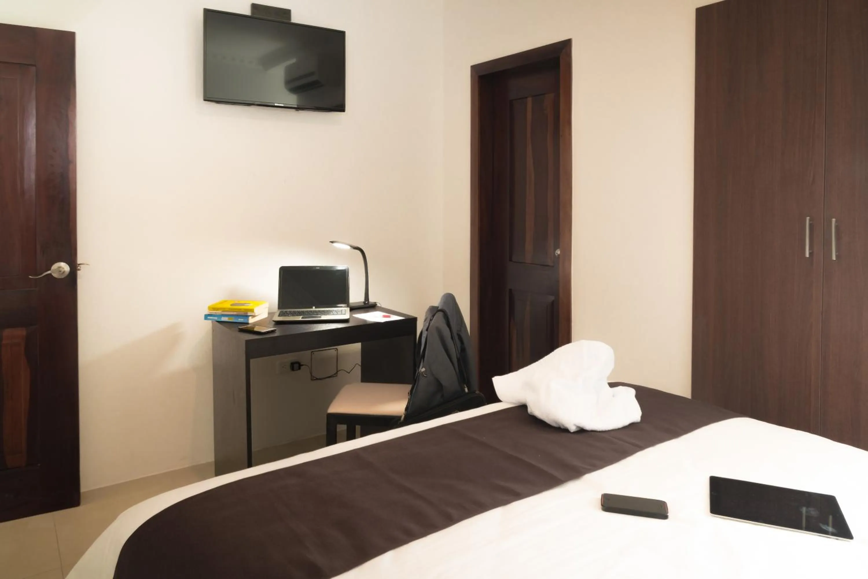 Bed in Hotel La Ría Playas