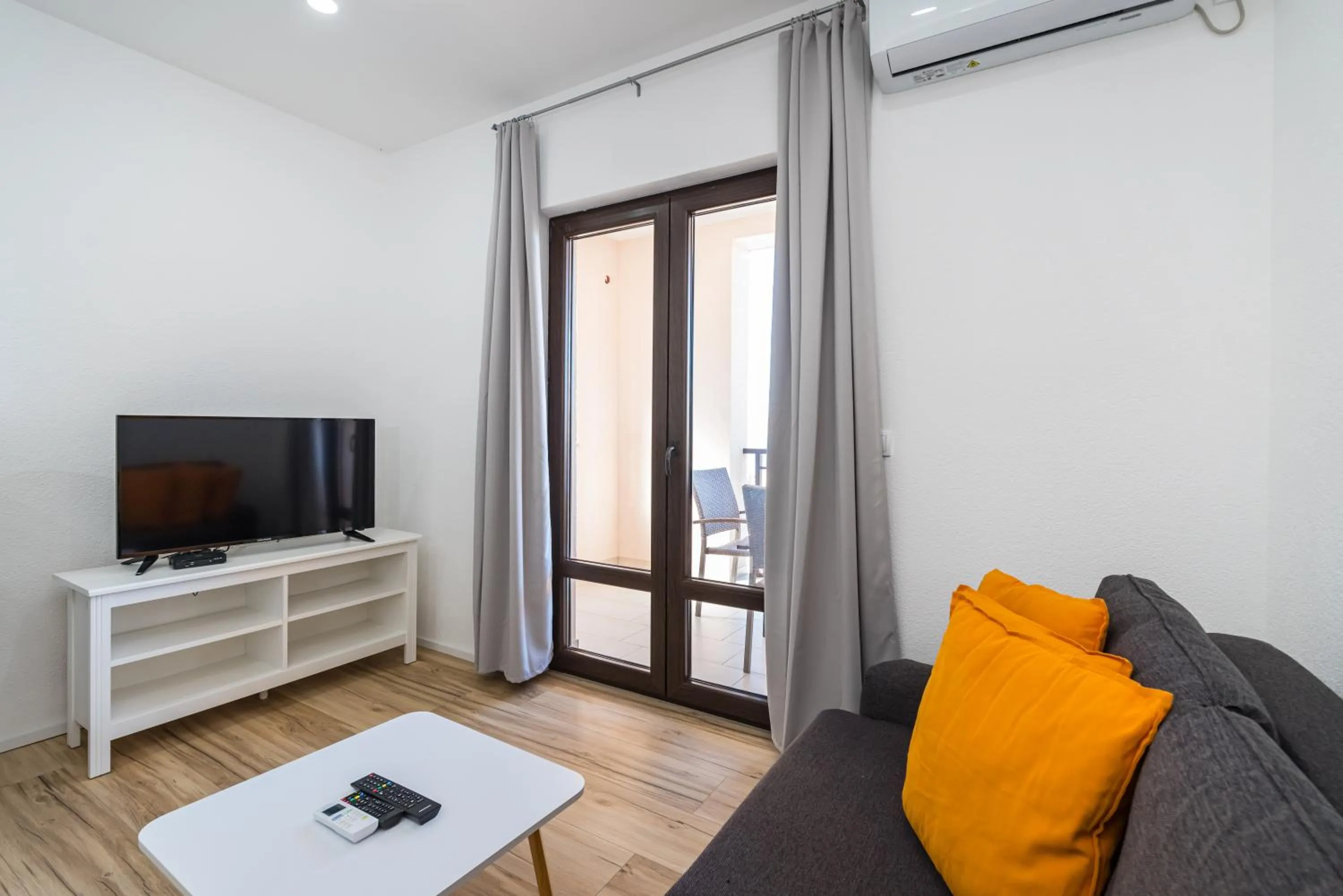 TV and multimedia in Hotel Vicko