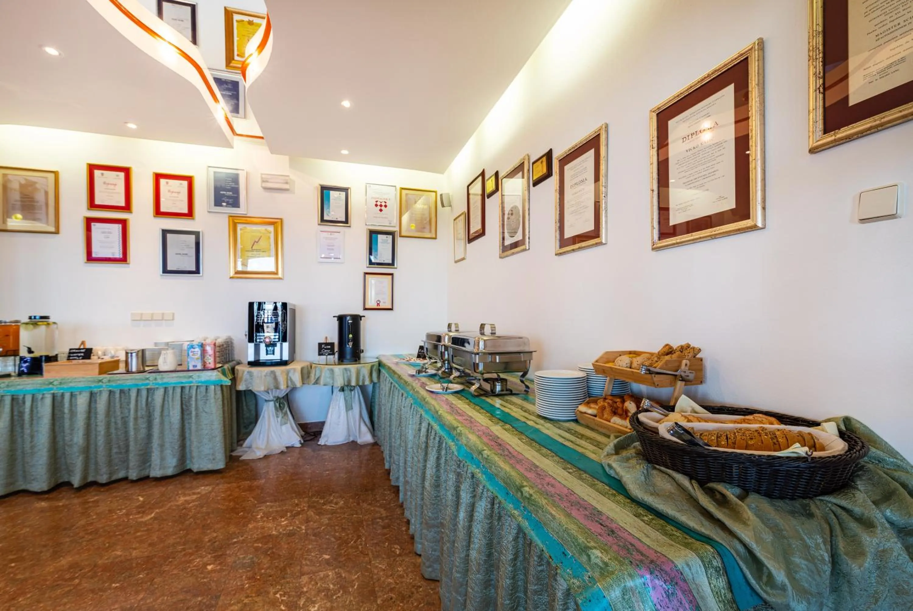 Food and drinks in Hotel Vicko