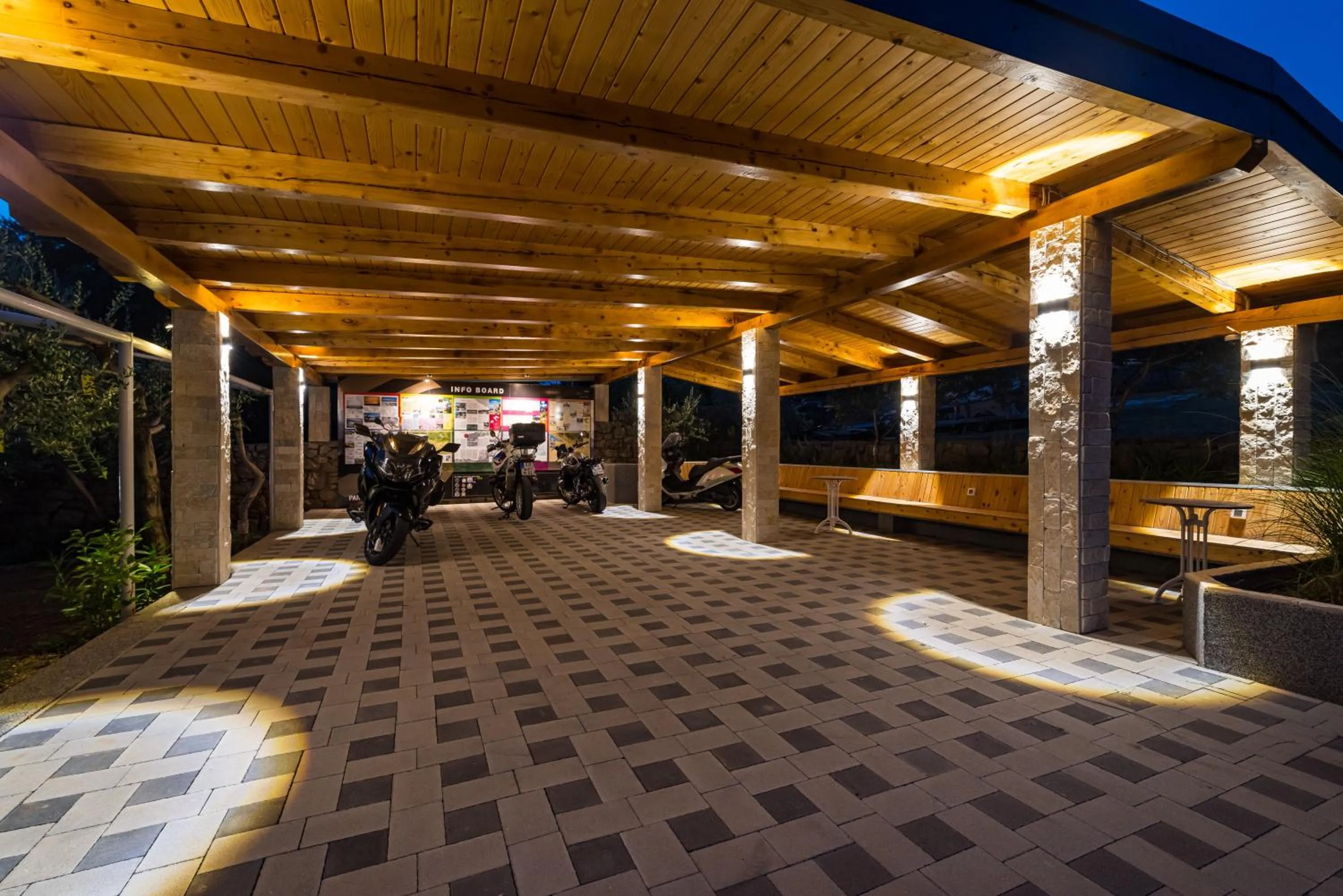 Property building in Hotel Vicko