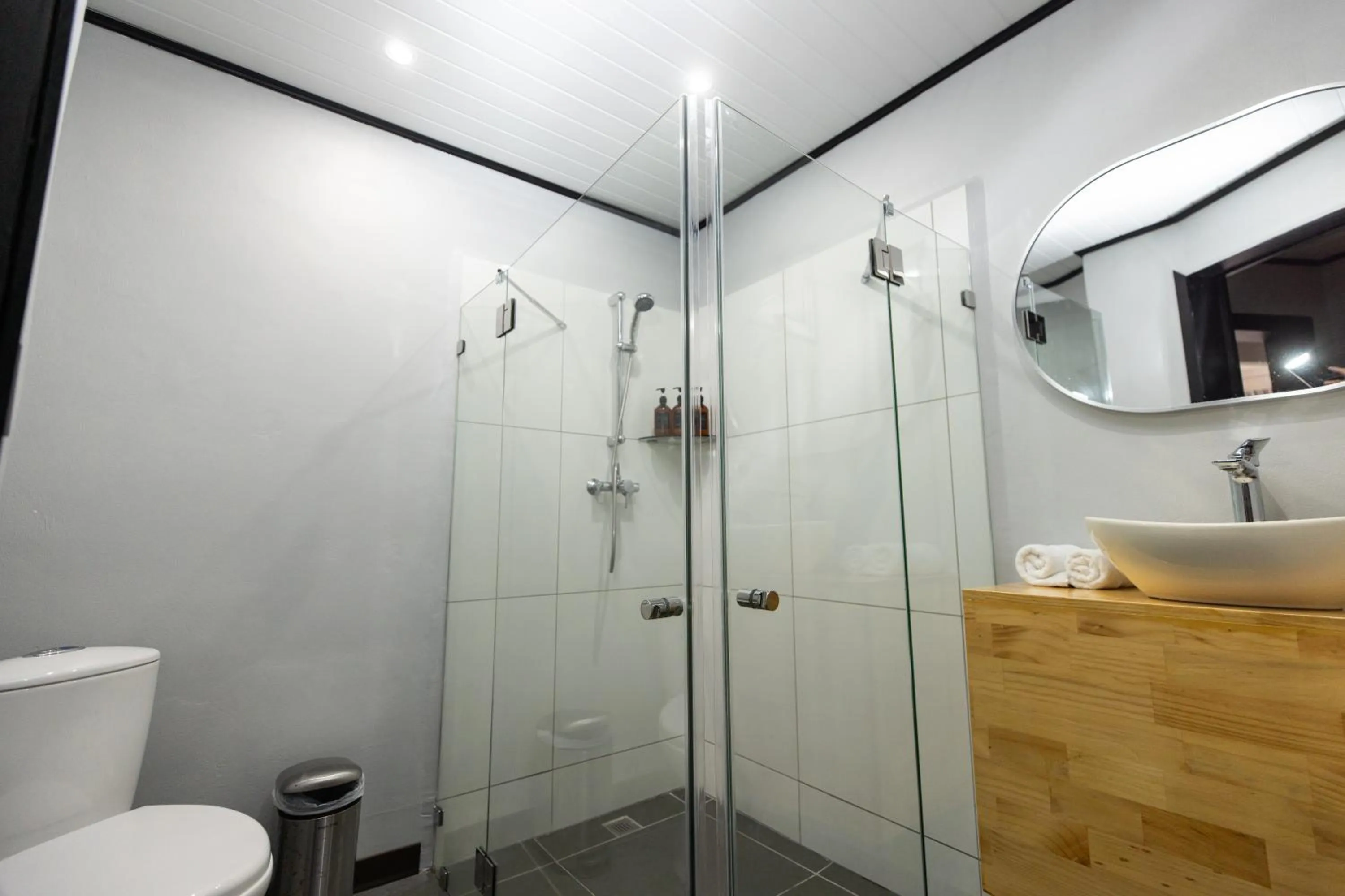 Bathroom in Selina San Jose