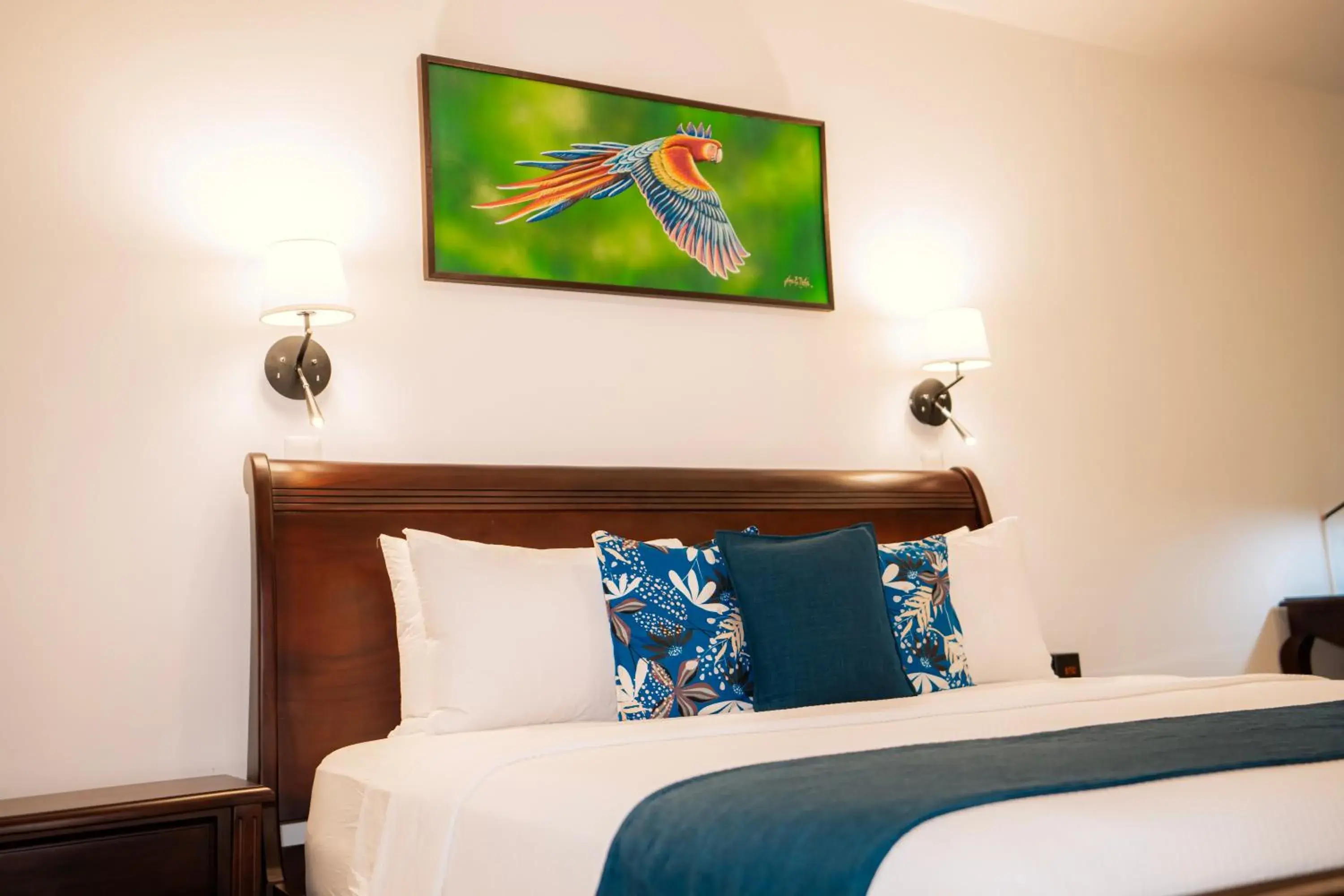 Bedroom, Bed in Paradise Hot Springs - Thermal Water & Volcano Views Bedroom, Bed in Paradise Hot Springs - Thermal Water & Volcano Views