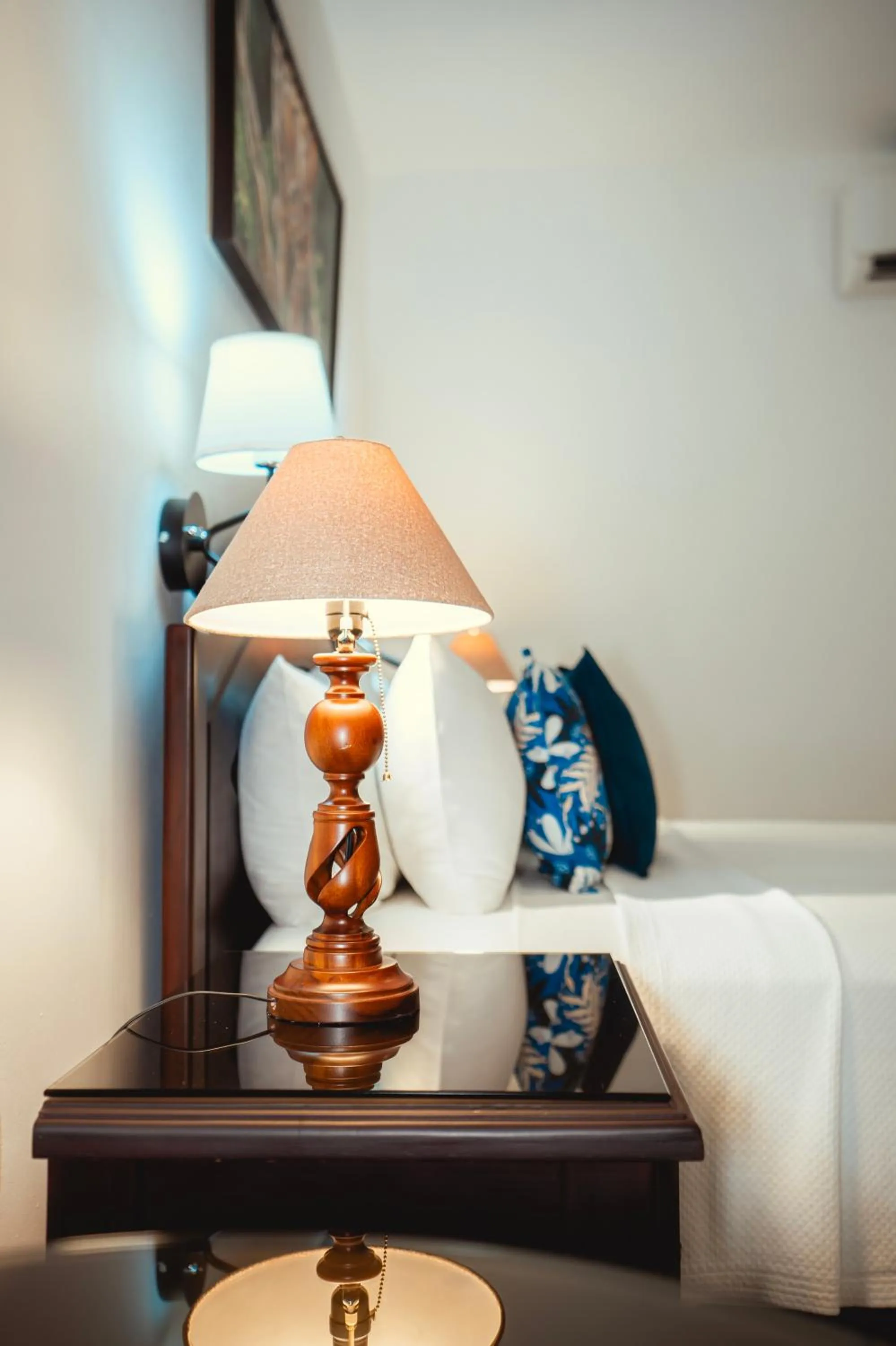 Bedroom, Bed in Paradise Hot Springs - Thermal Water & Volcano Views