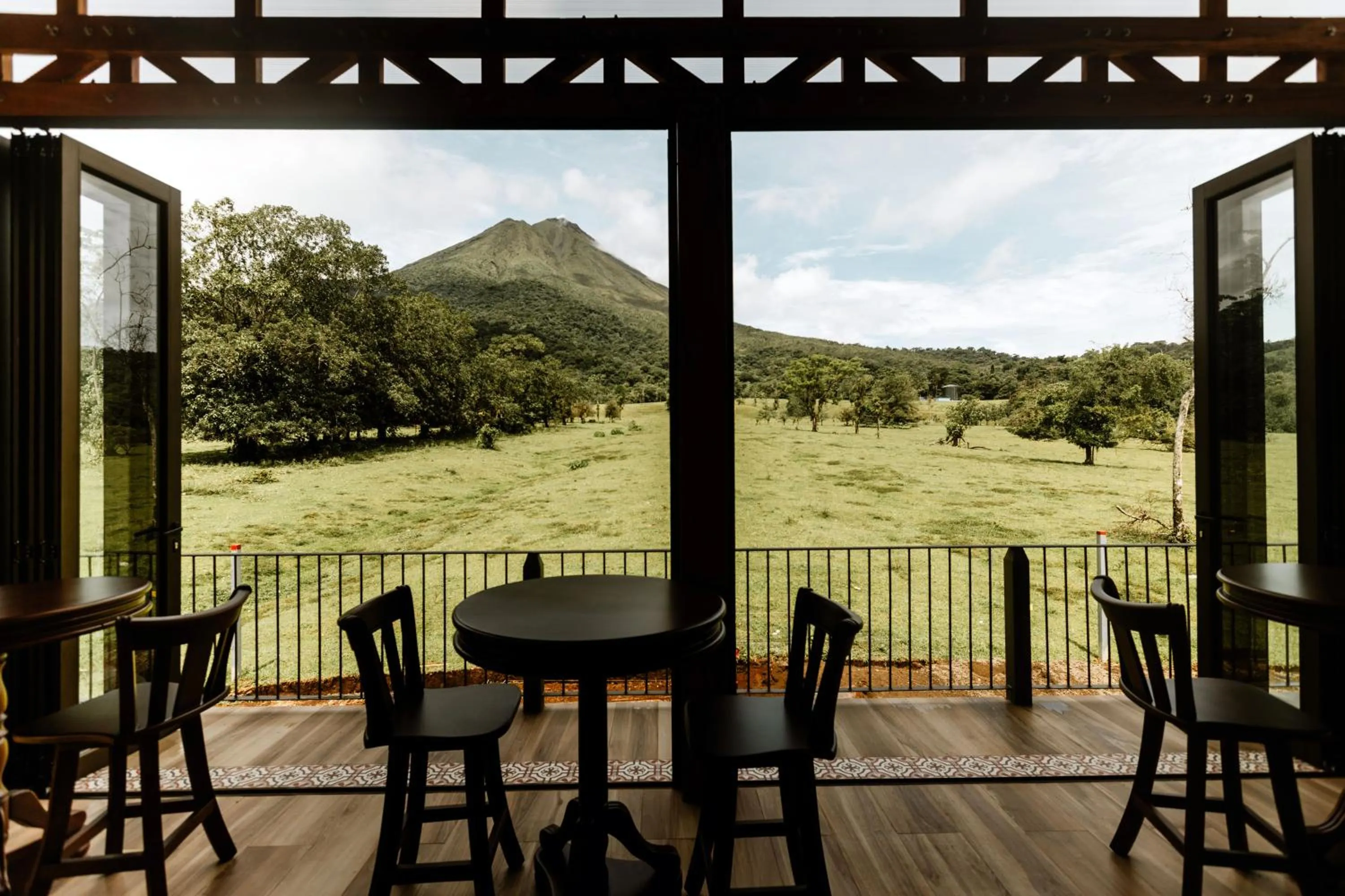 Coffee/tea facilities in Paradise Hot Springs - Thermal Water & Volcano Views