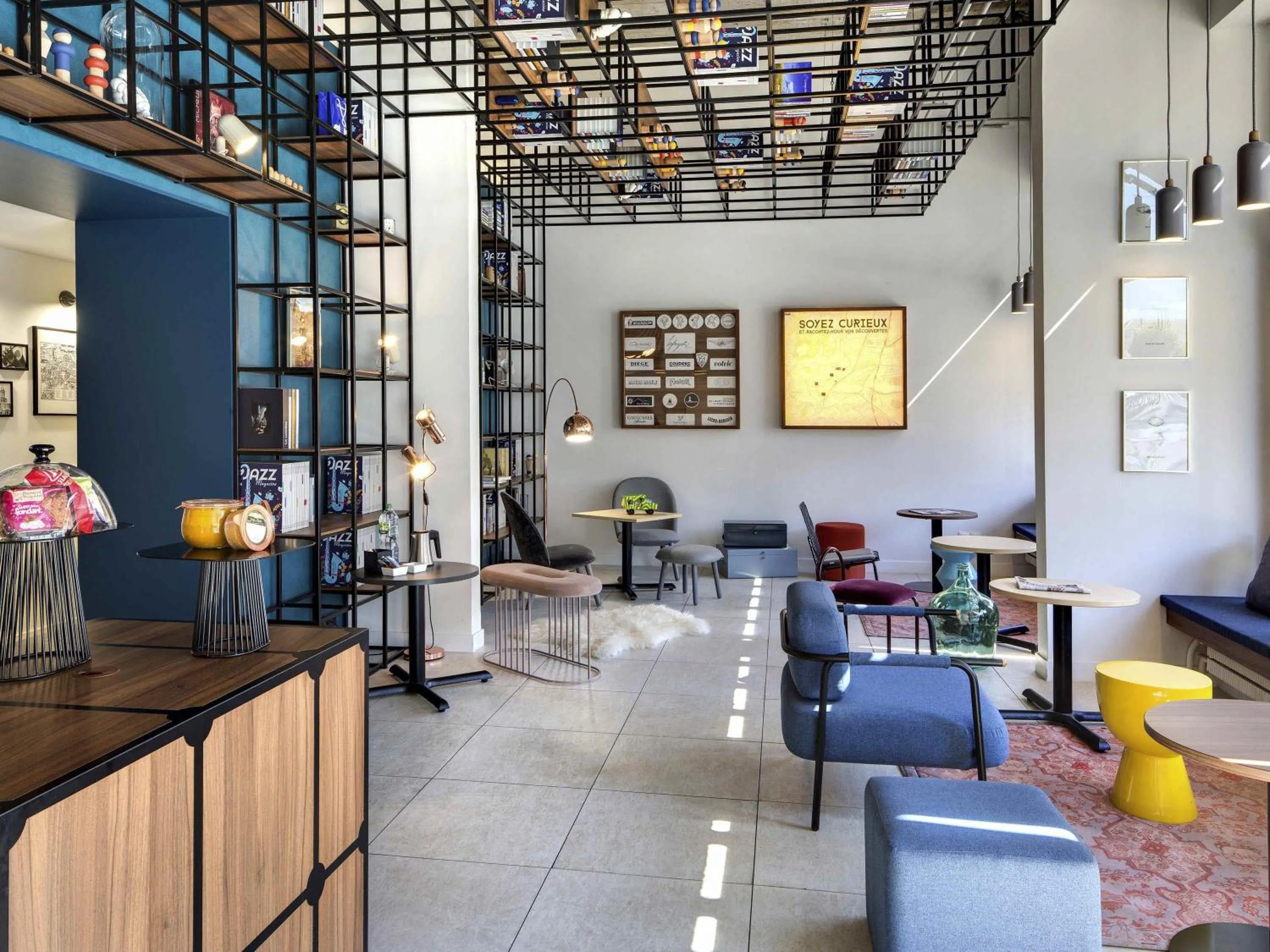 Property building in Hôtel ibis Styles Clermont-Ferrand Gare