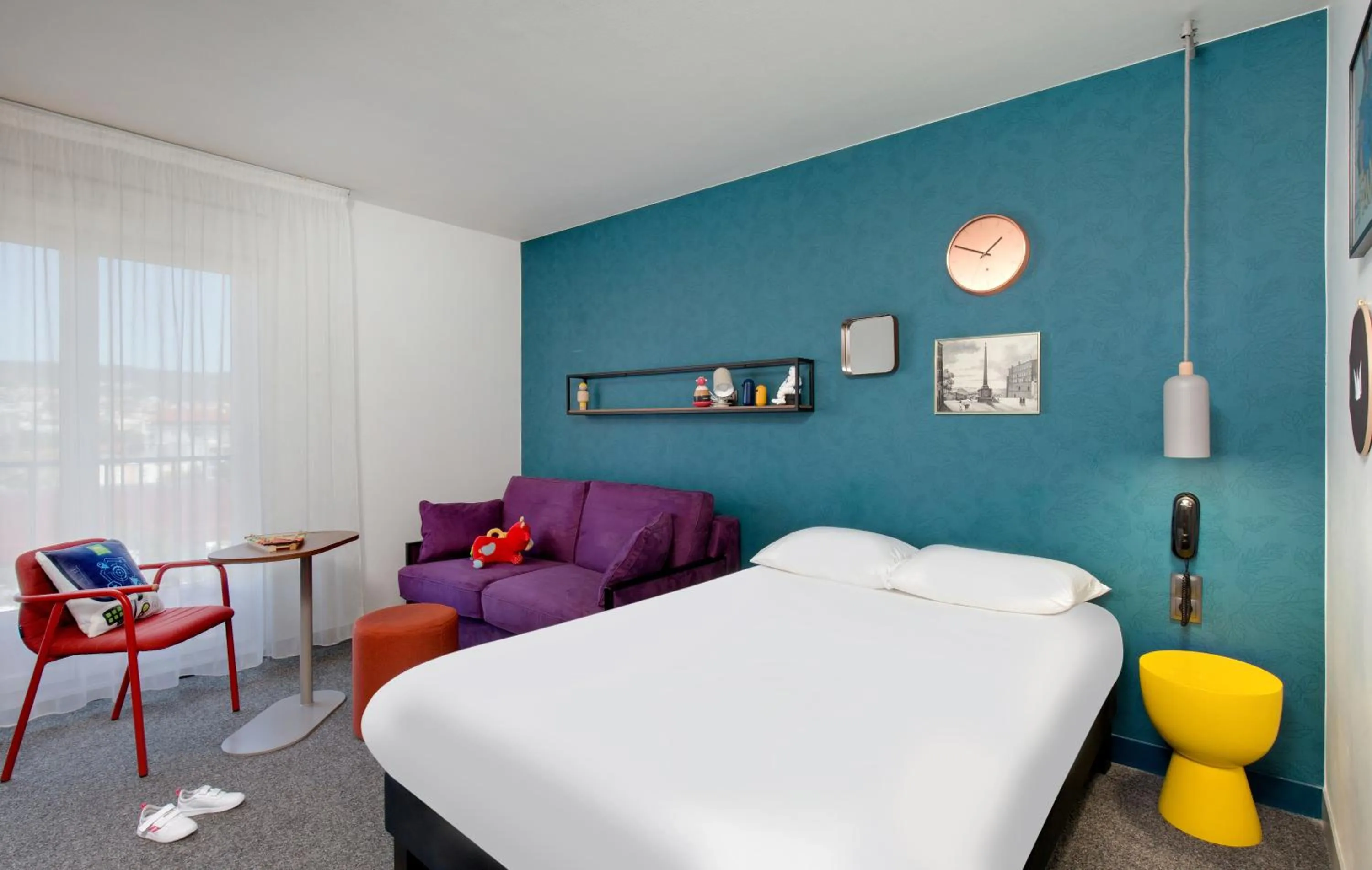 Photo of the whole room, Bed in Hôtel ibis Styles Clermont-Ferrand Gare