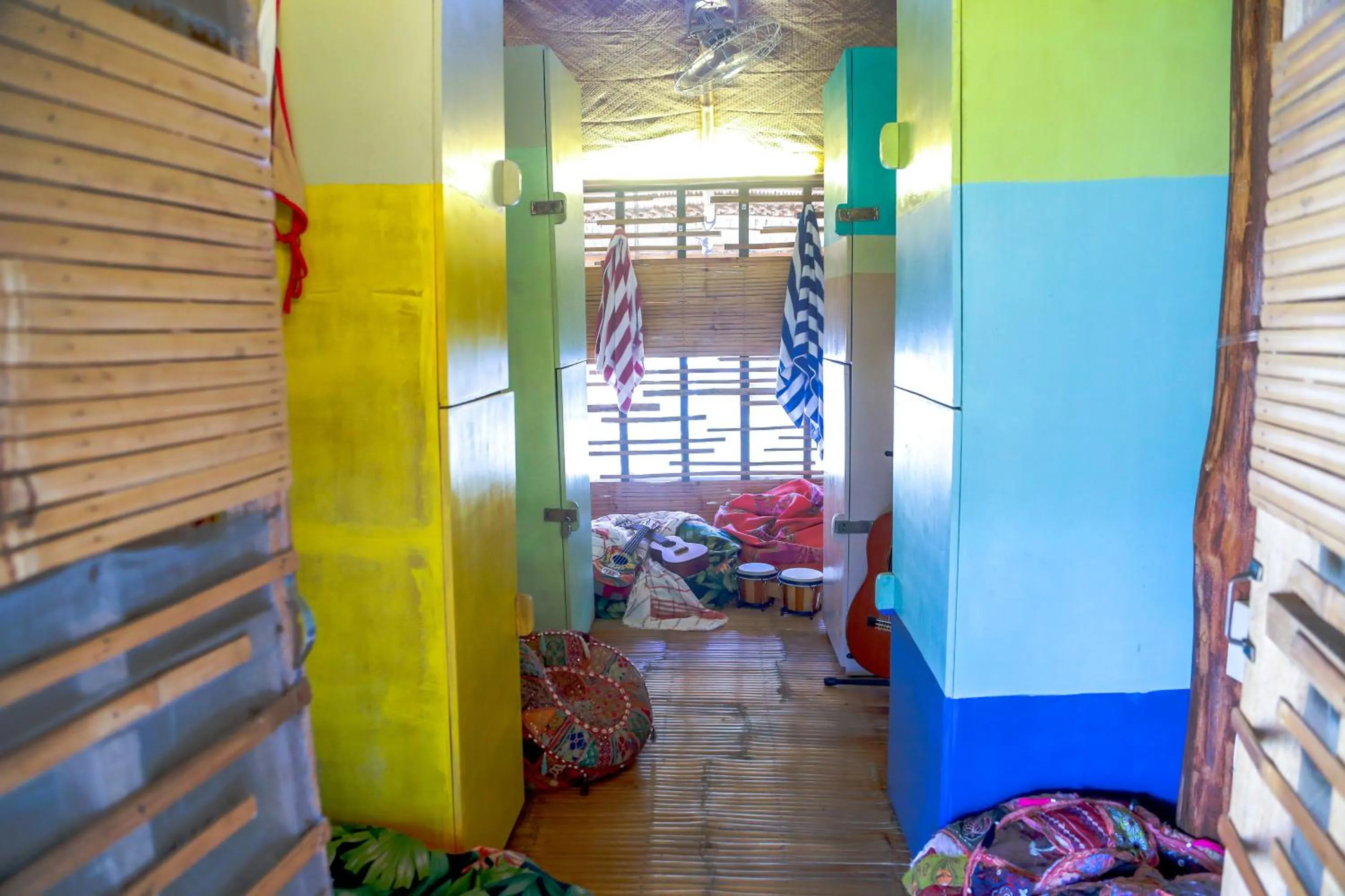 Shower in Flotsam and Jetsam Artist Beach Hostel