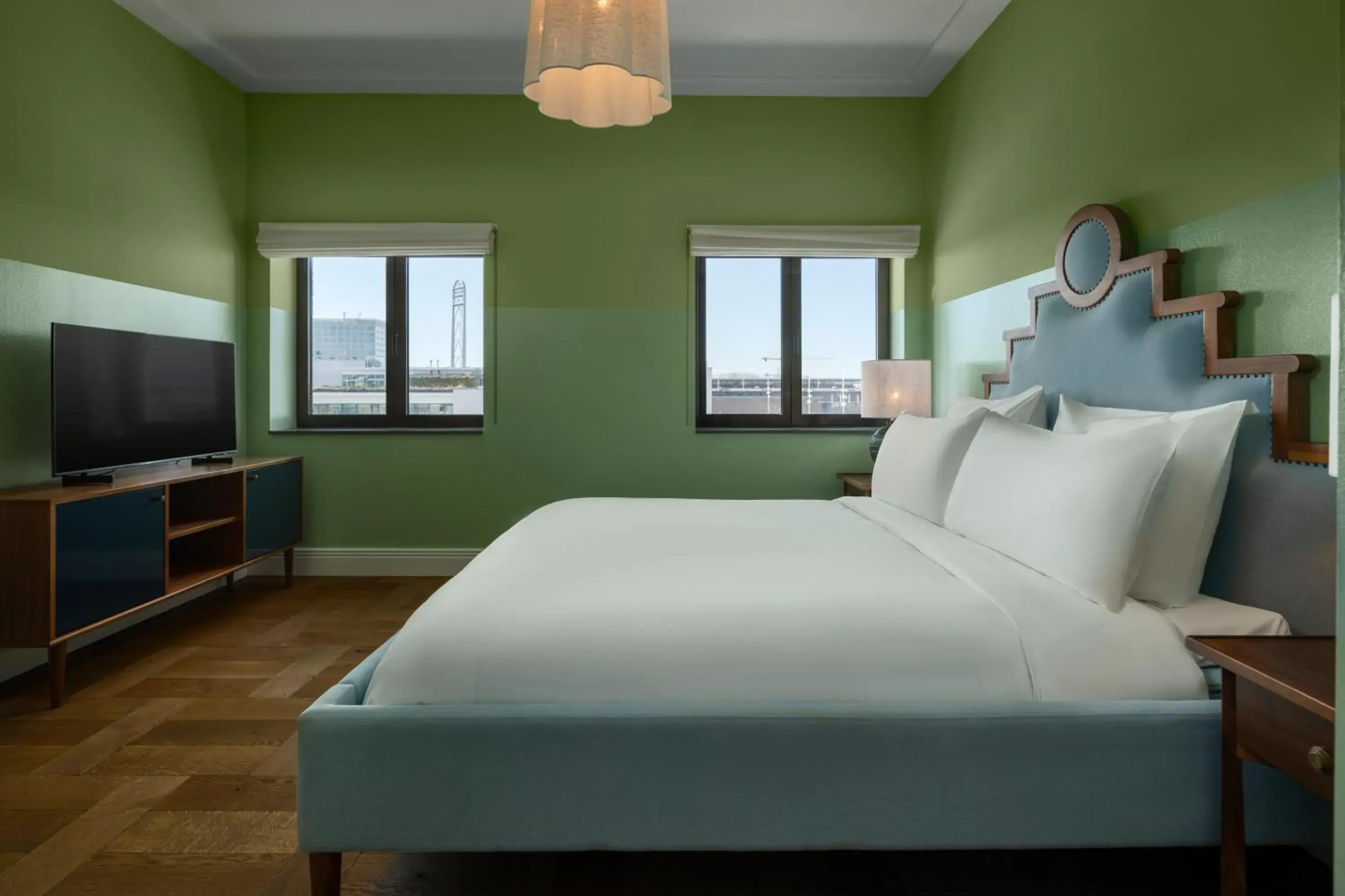 Bed in The July - Twenty Eight Bed in The July - Twenty Eight