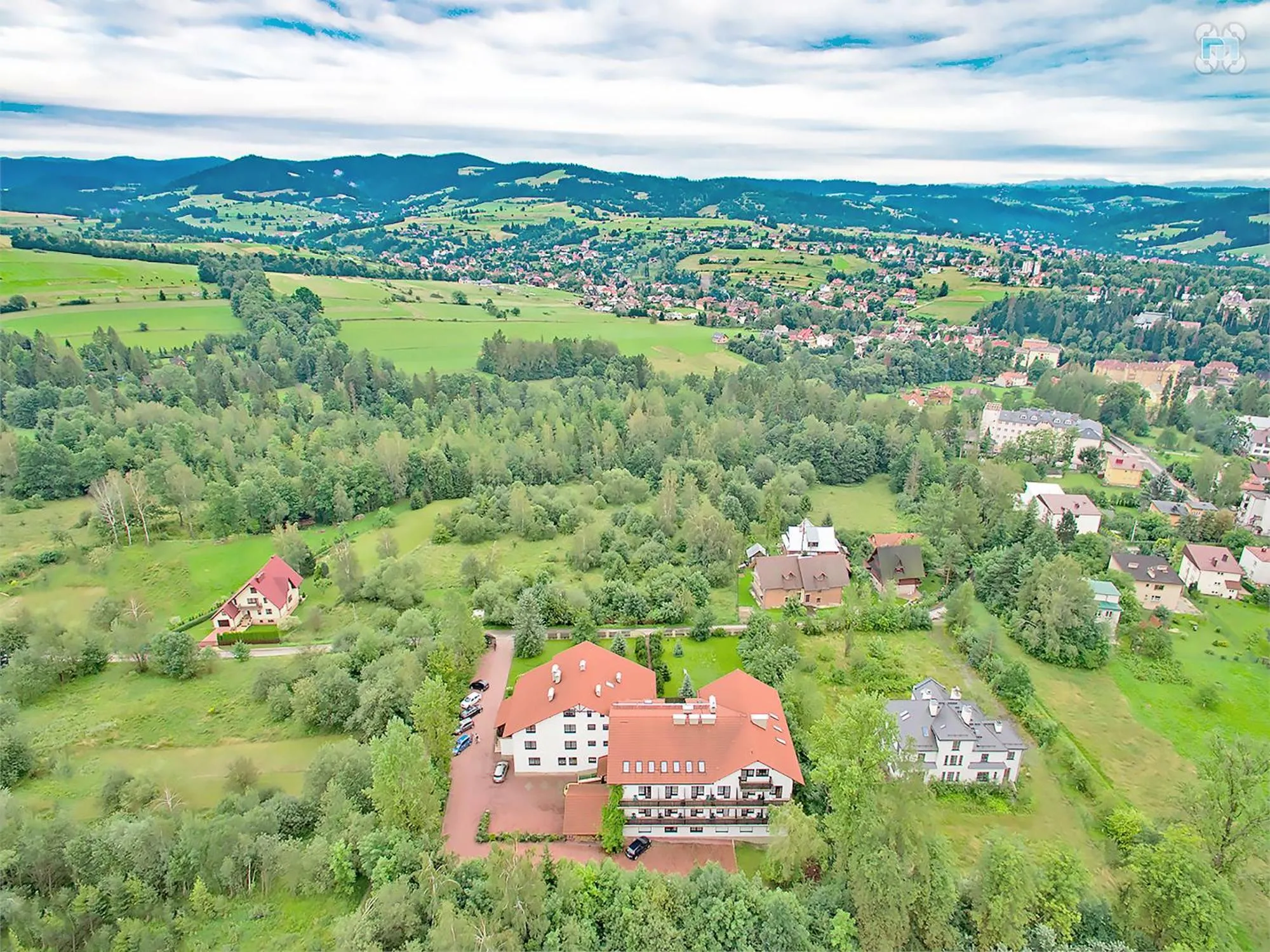 Property building in VILLA MEDICA - z ogrzewanym basenem i pełnym wyżywieniem