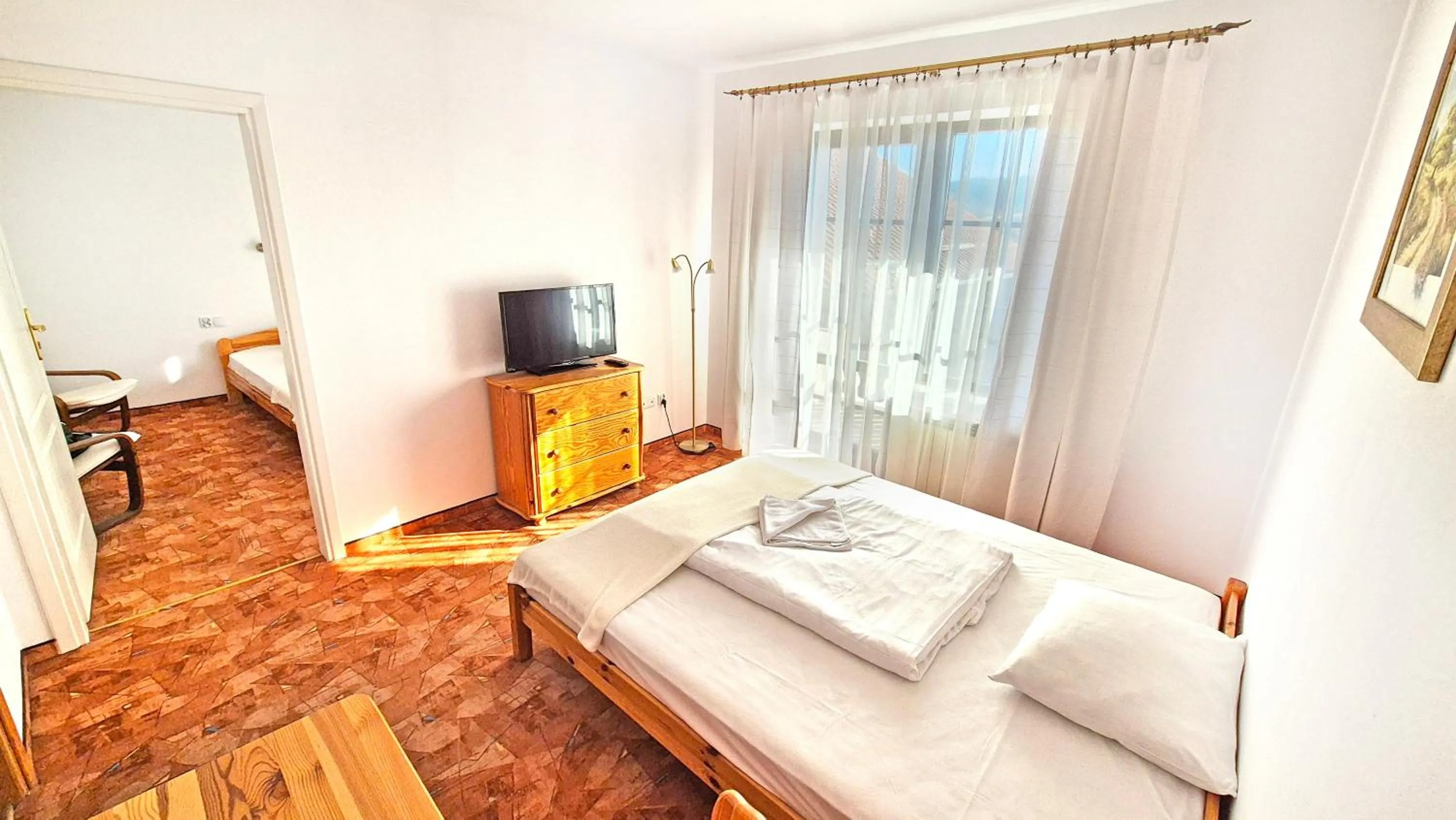 Bed in VILLA MEDICA - z ogrzewanym basenem i pełnym wyżywieniem