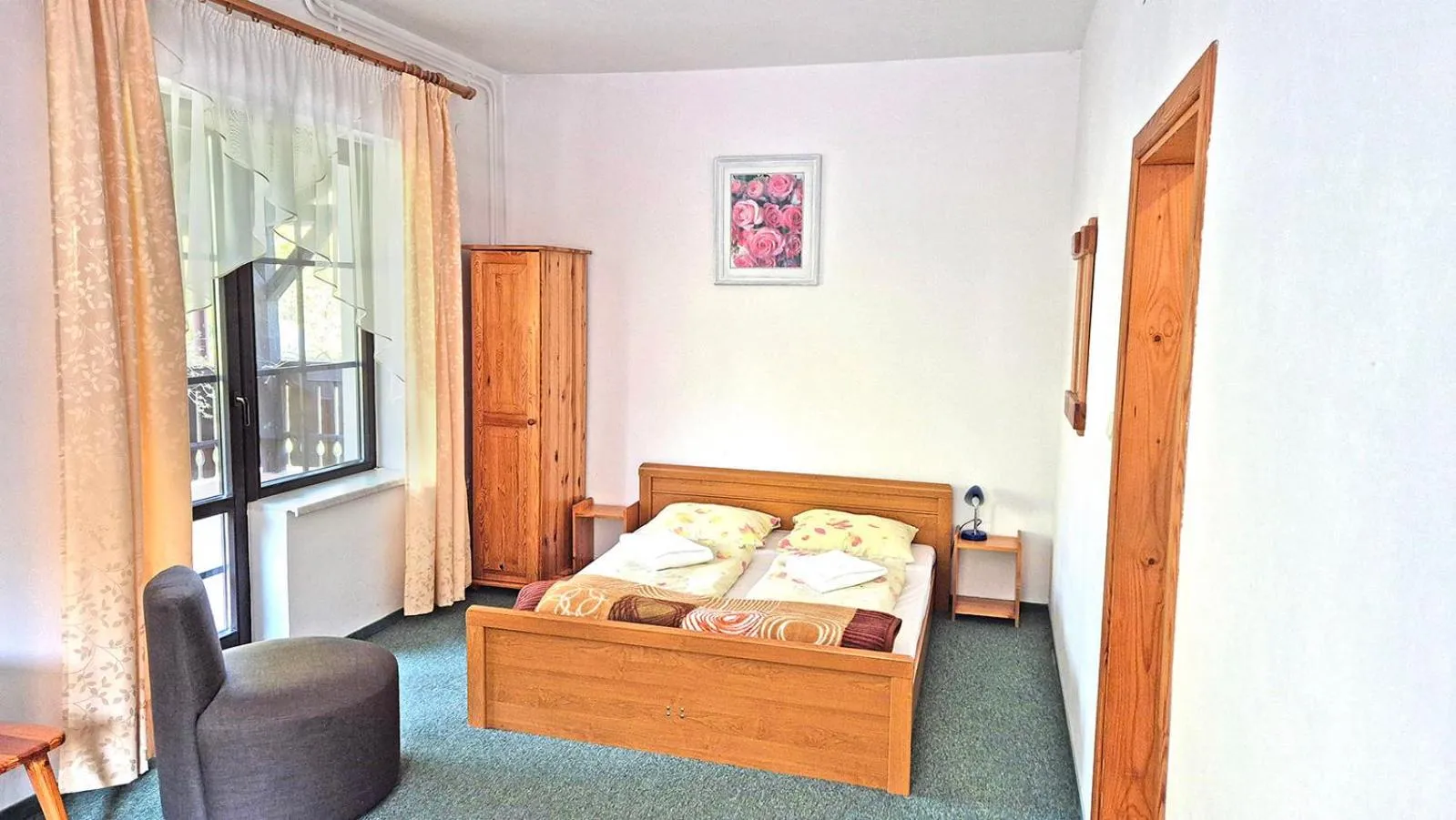 Photo of the whole room, Bed in VILLA MEDICA - z ogrzewanym basenem i pełnym wyżywieniem
