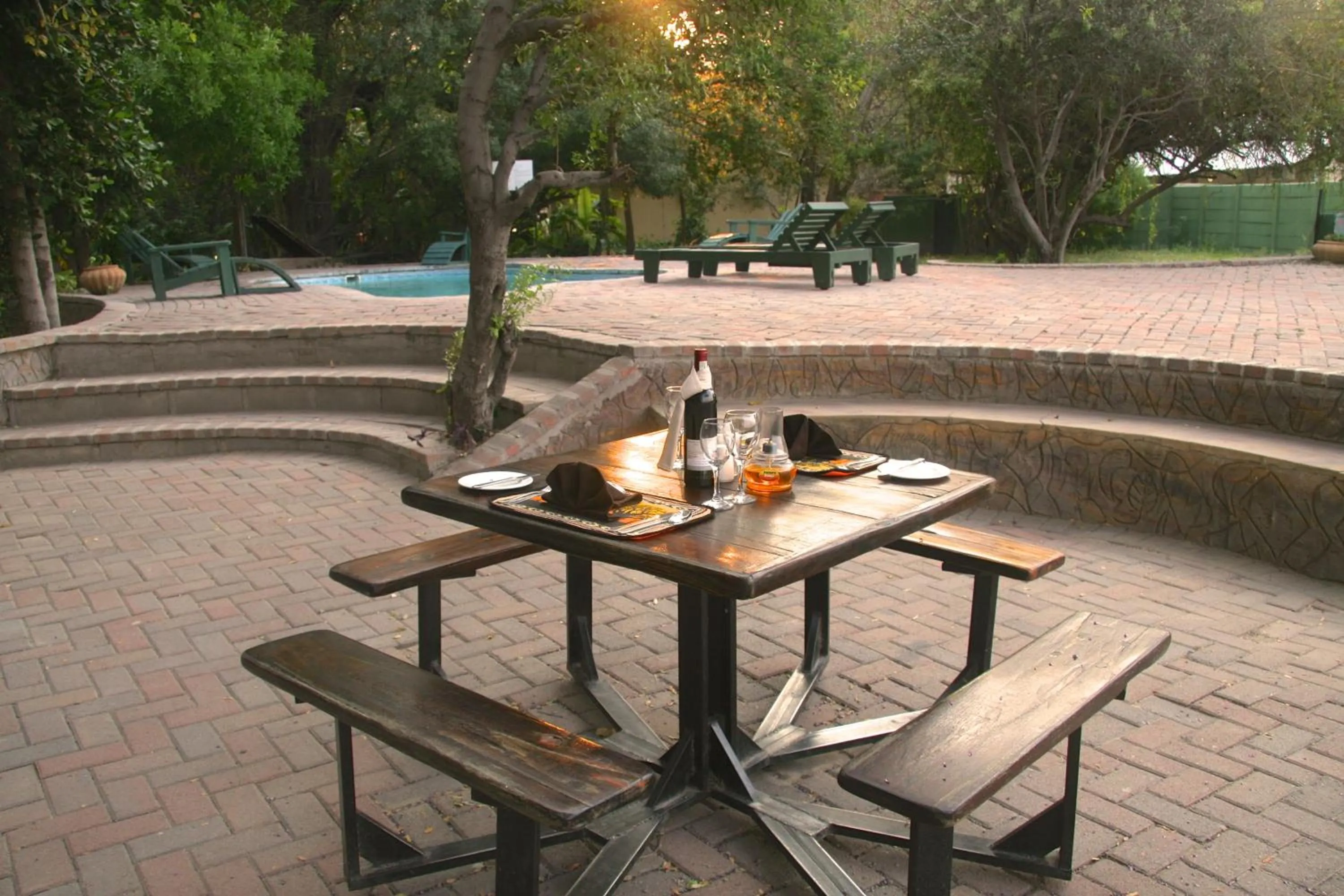 Food and drinks in Island Safari Lodge