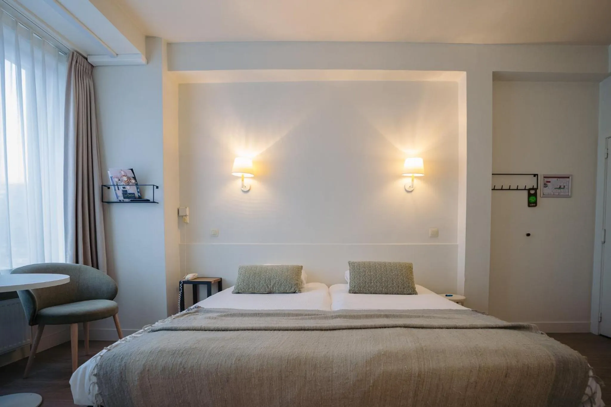 Bed in Hotel du Bassin