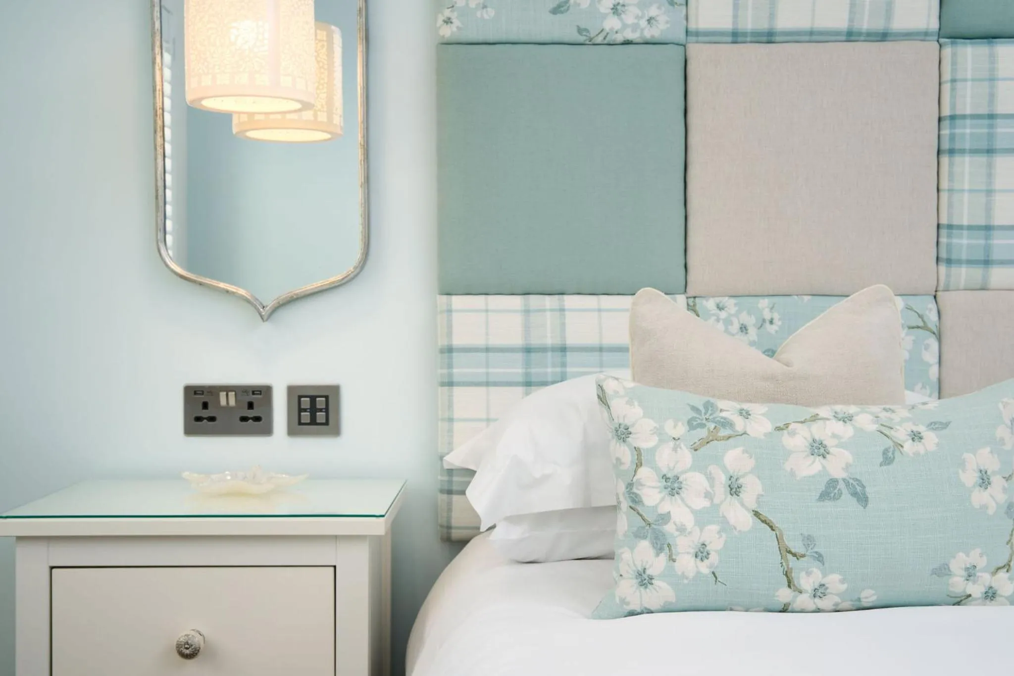 Balcony/Terrace, Bed in Channel View Boutique Hotel - Adults Only