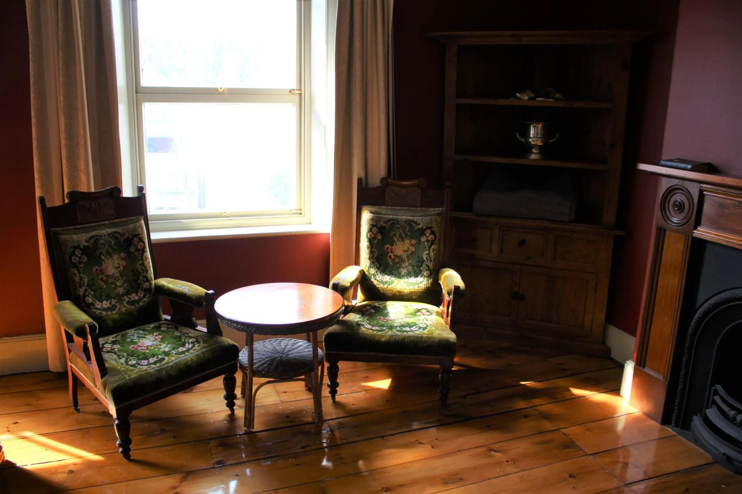 Decorative detail in The Tasmanian Inn
