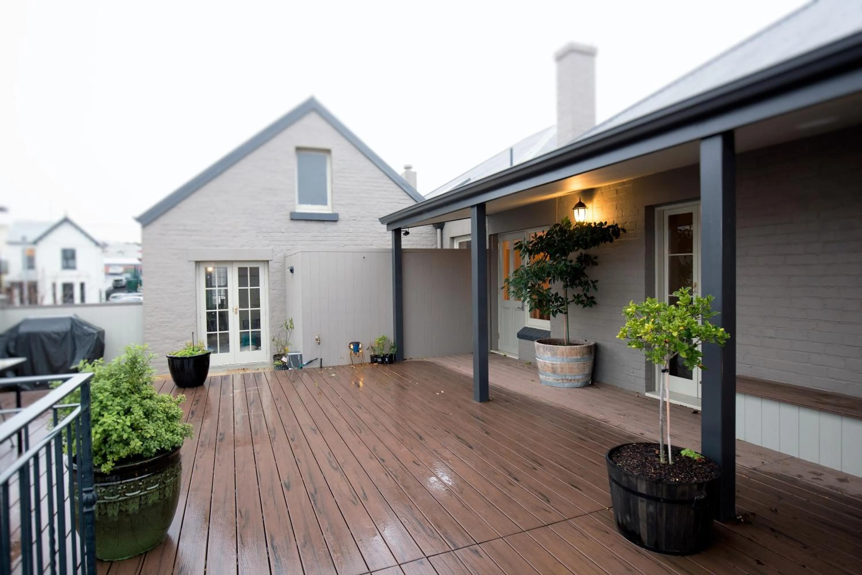 Patio in The Tasmanian Inn
