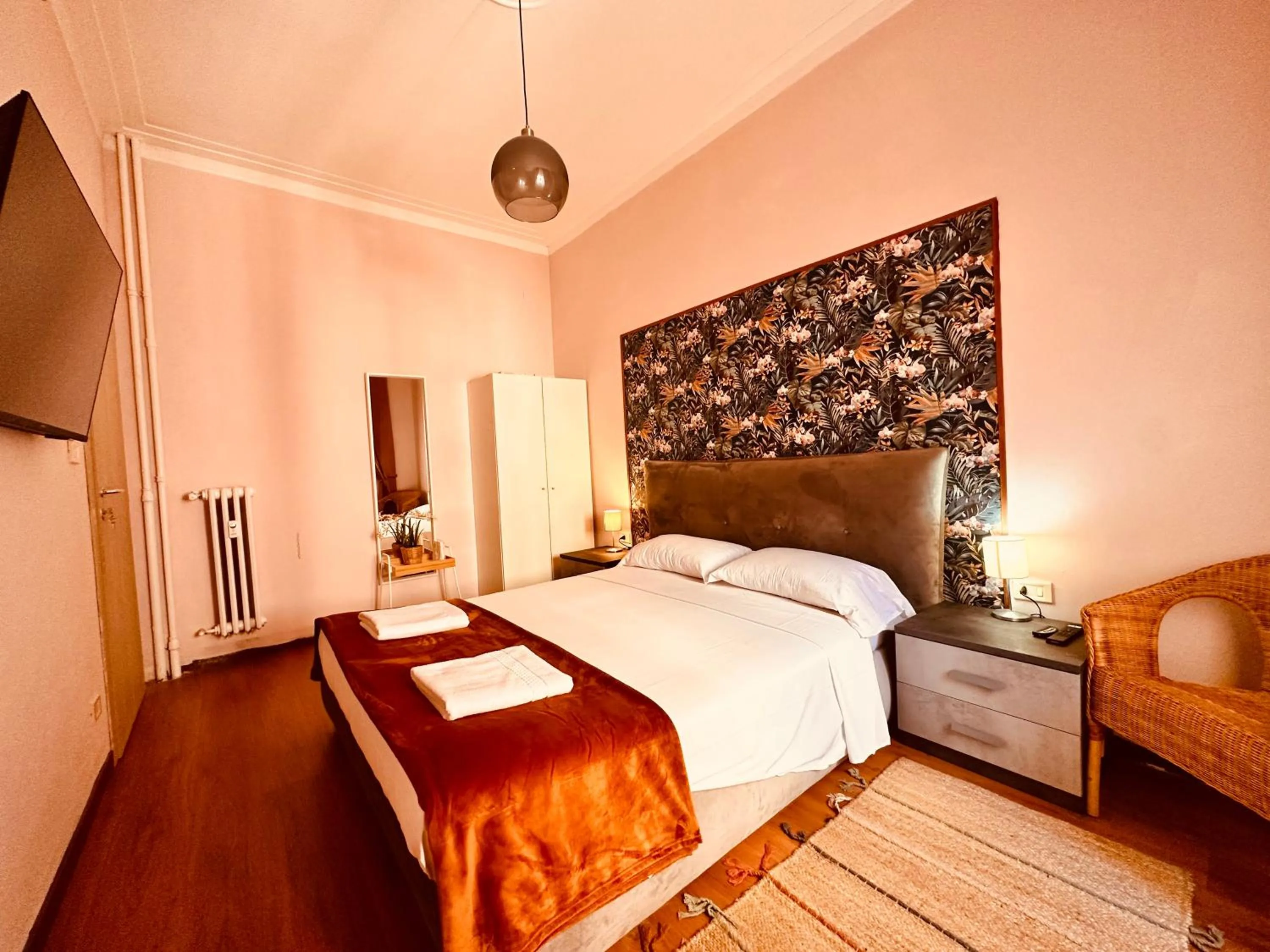 Bed in Pardis Guest house