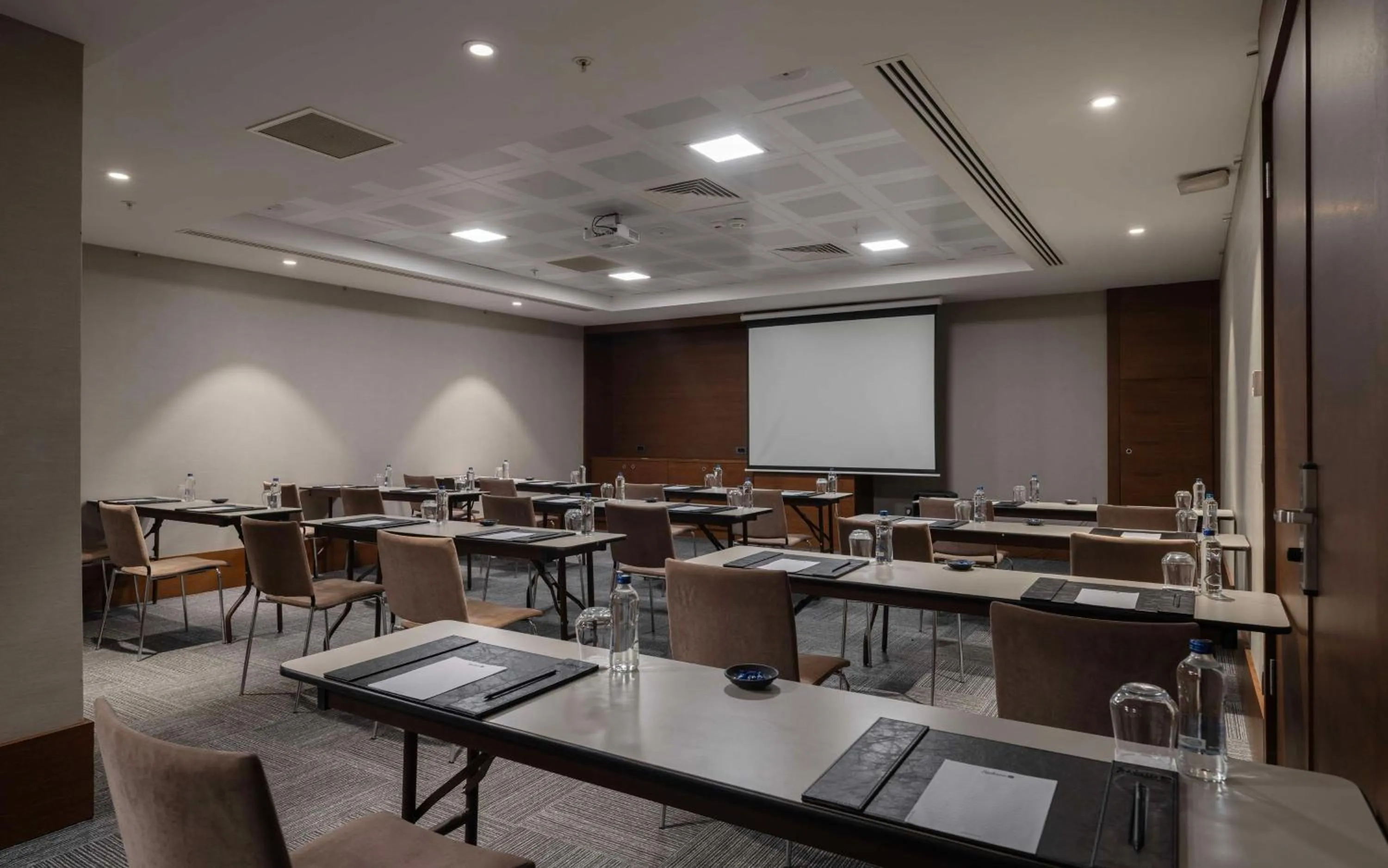Meeting/conference room in Radisson Blu Hotel Ankara Cankaya