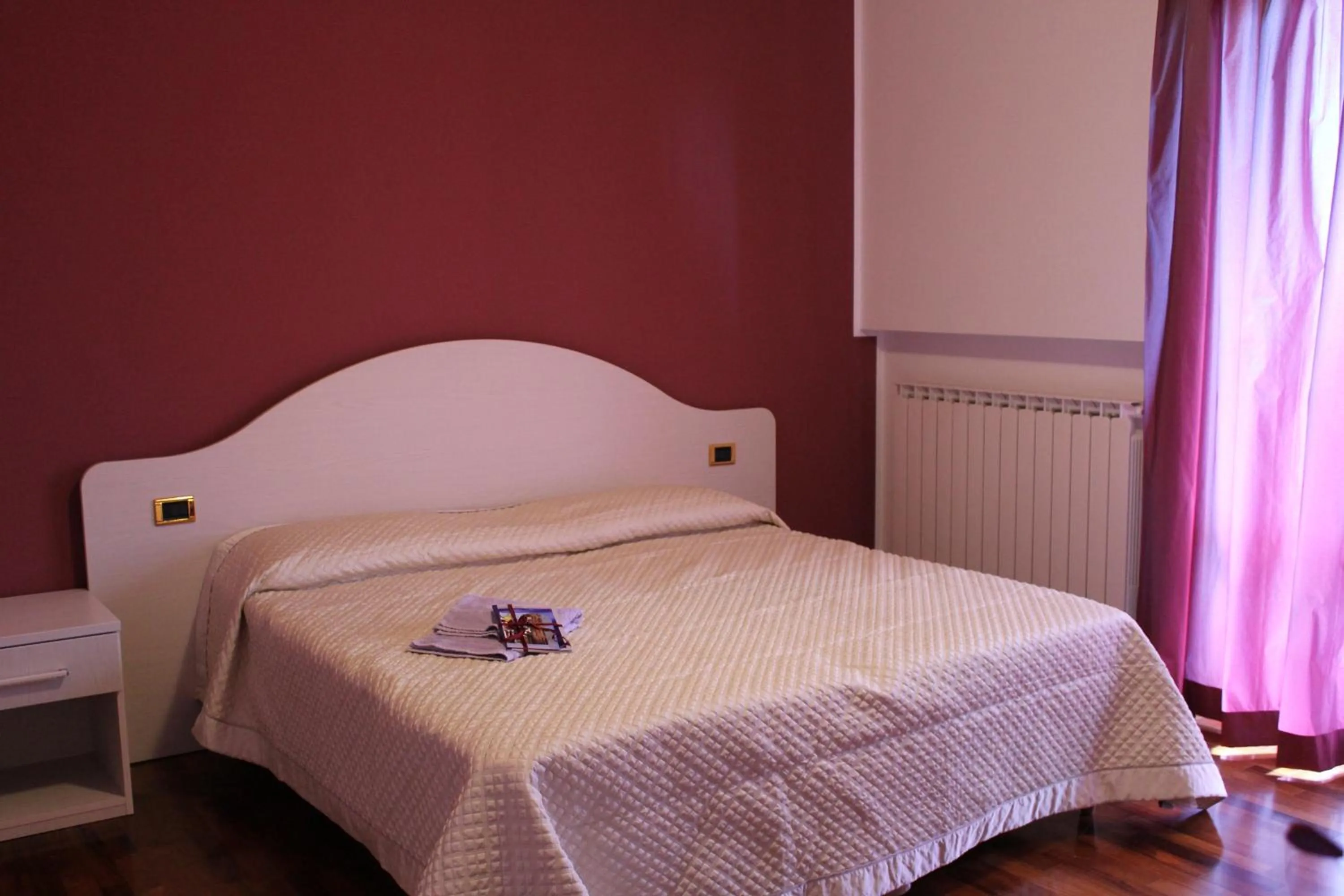 Bedroom, Bed in Il Mandorlo B&B