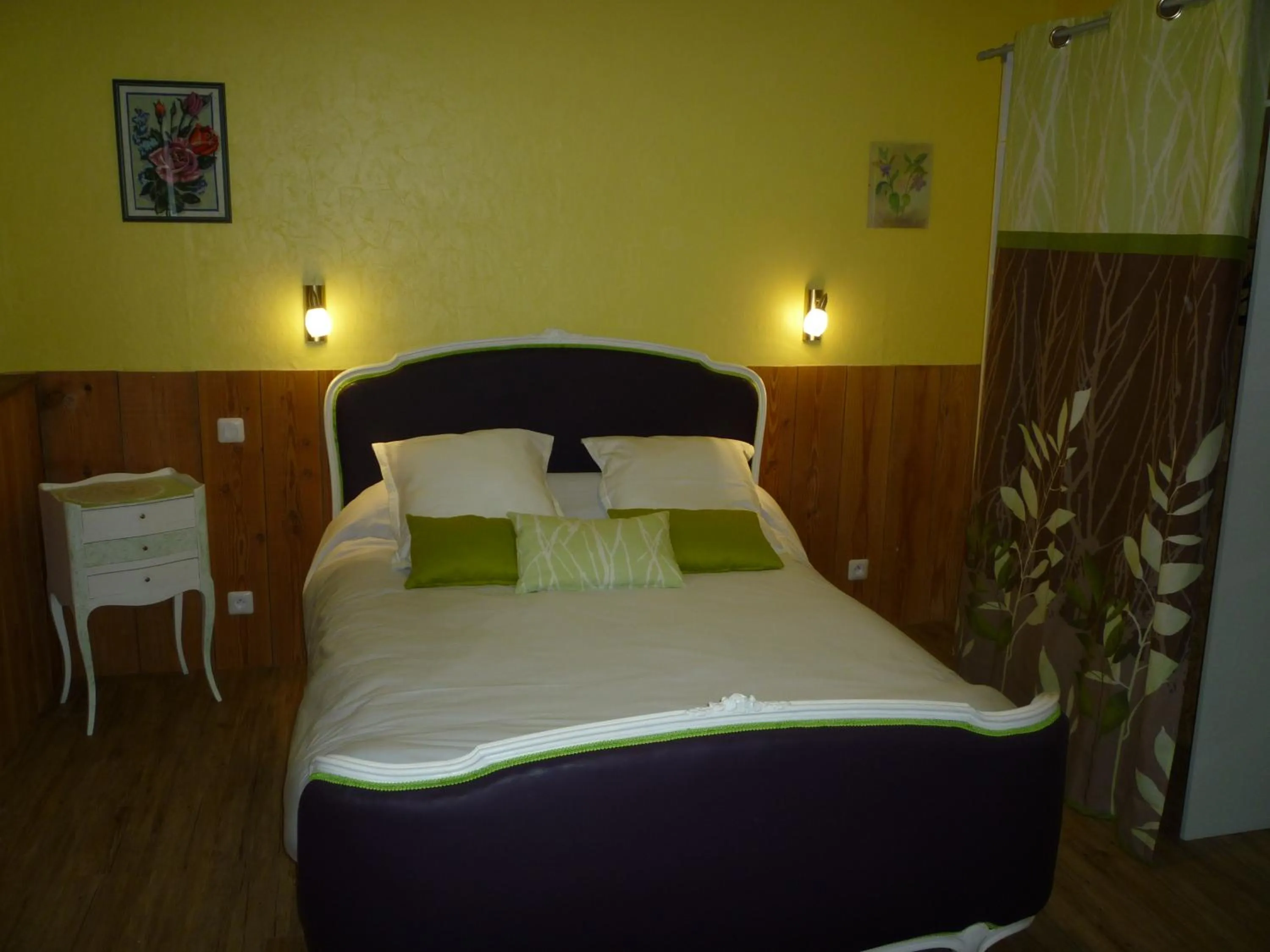 Bedroom, Bed in La SERPAUDERIE