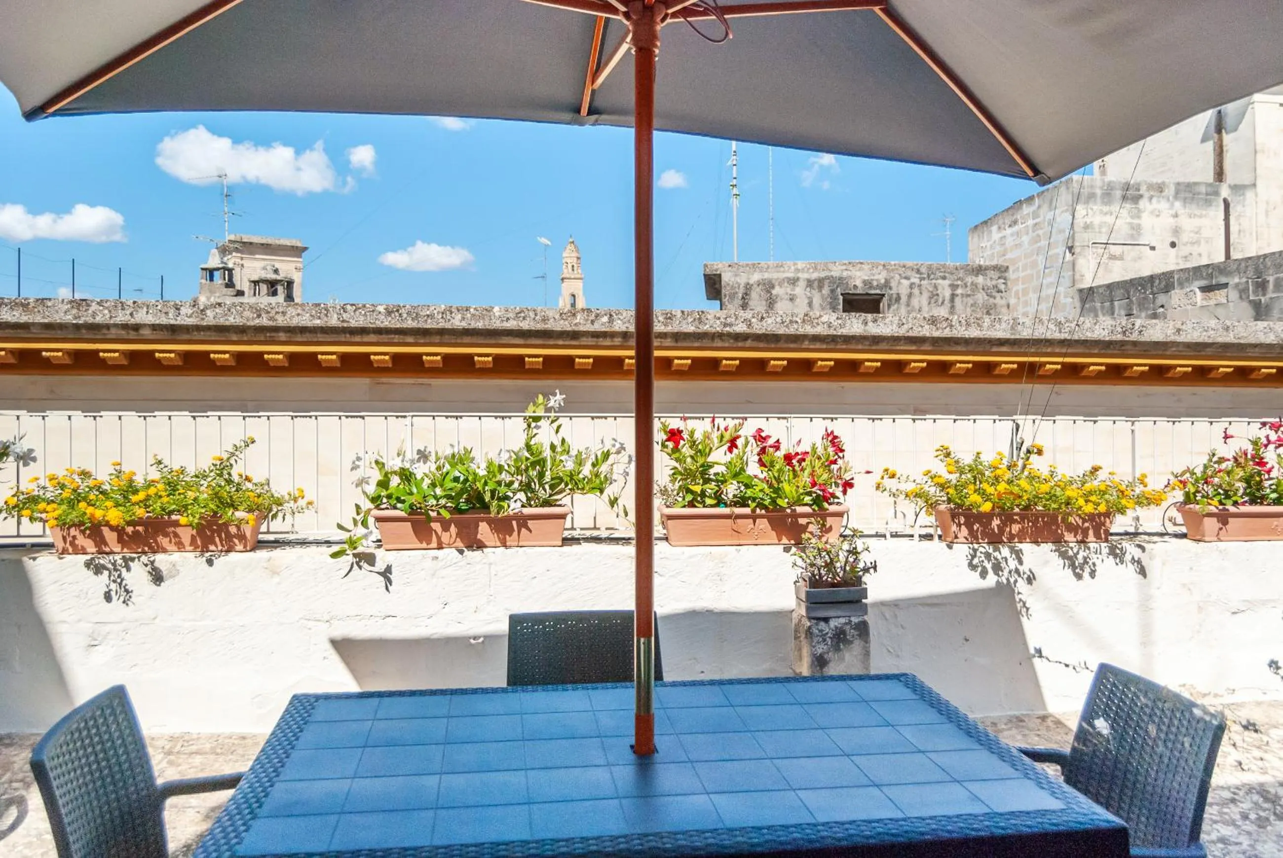 Spring in Il Garbino Suite and Apartment