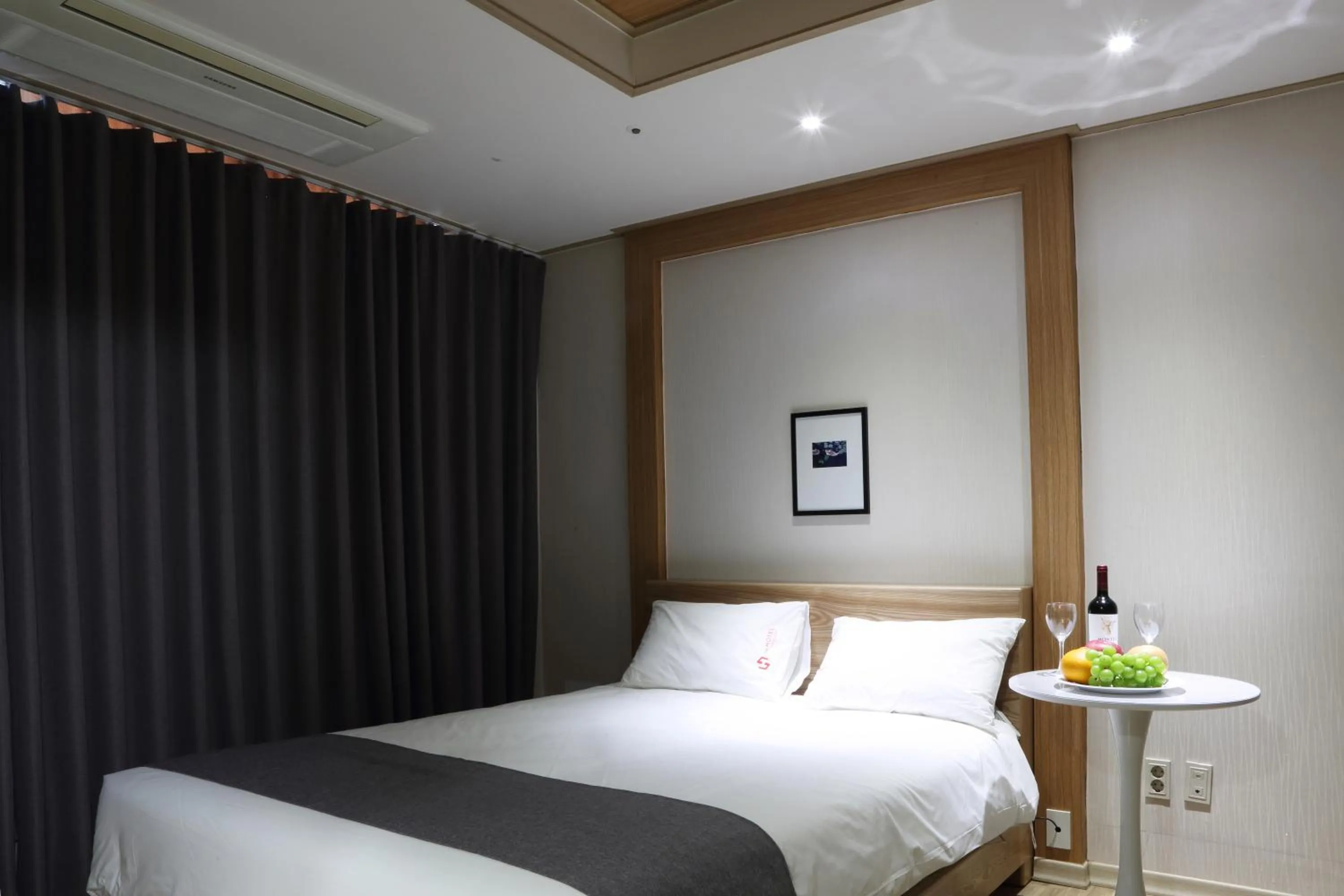 Bed in Incheon The Hotel Yeongjong