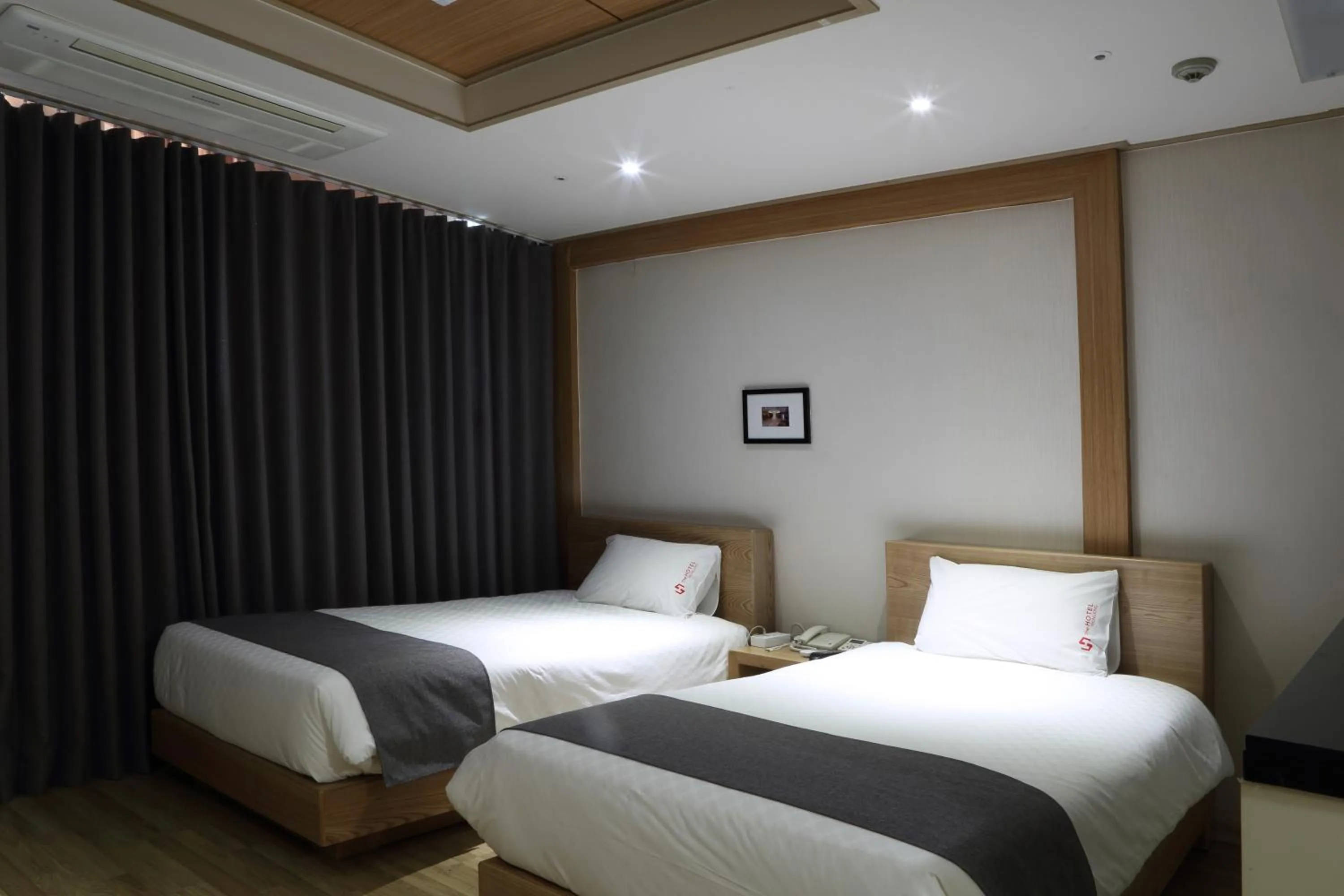 Bed in Incheon The Hotel Yeongjong