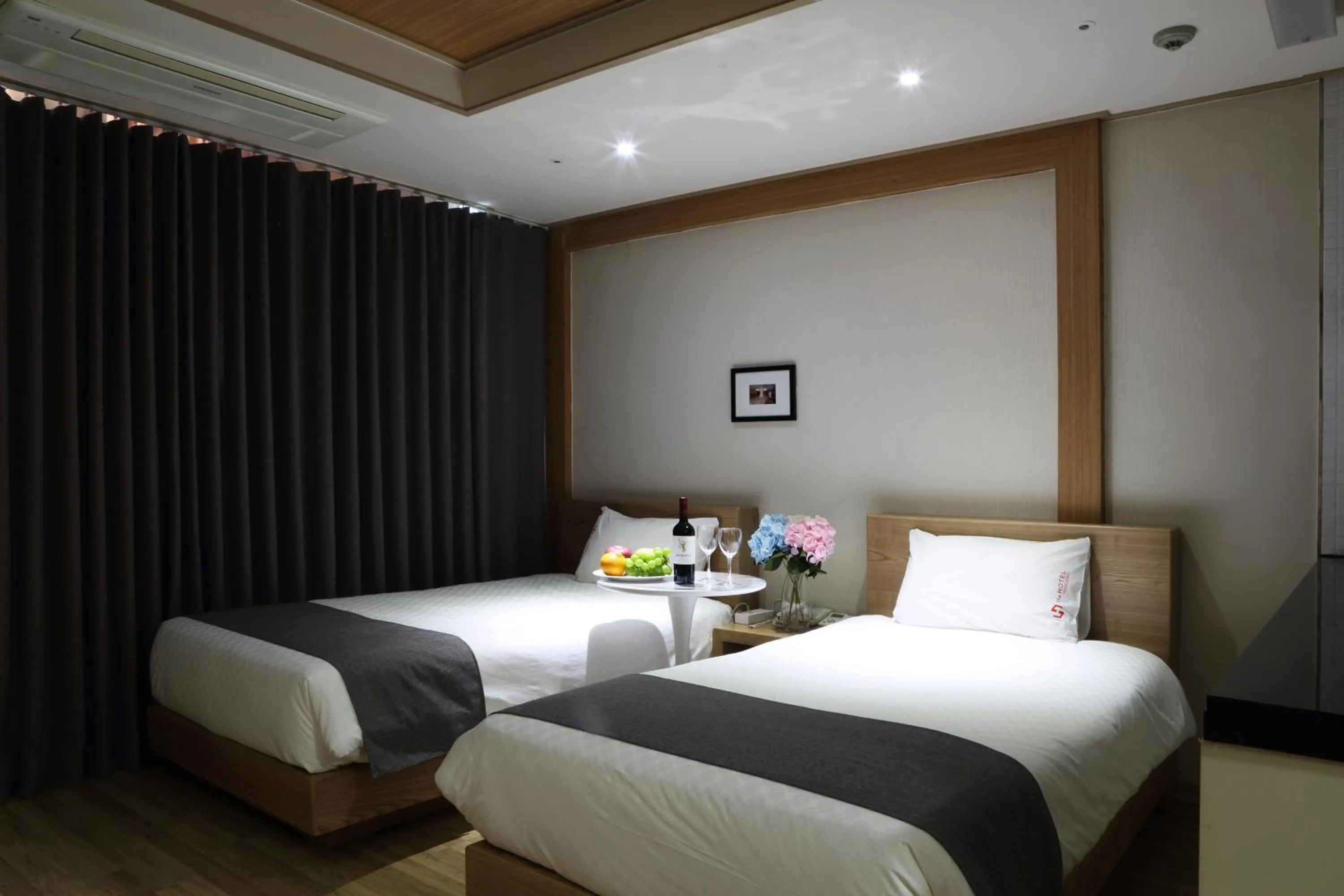 Bed in Incheon The Hotel Yeongjong