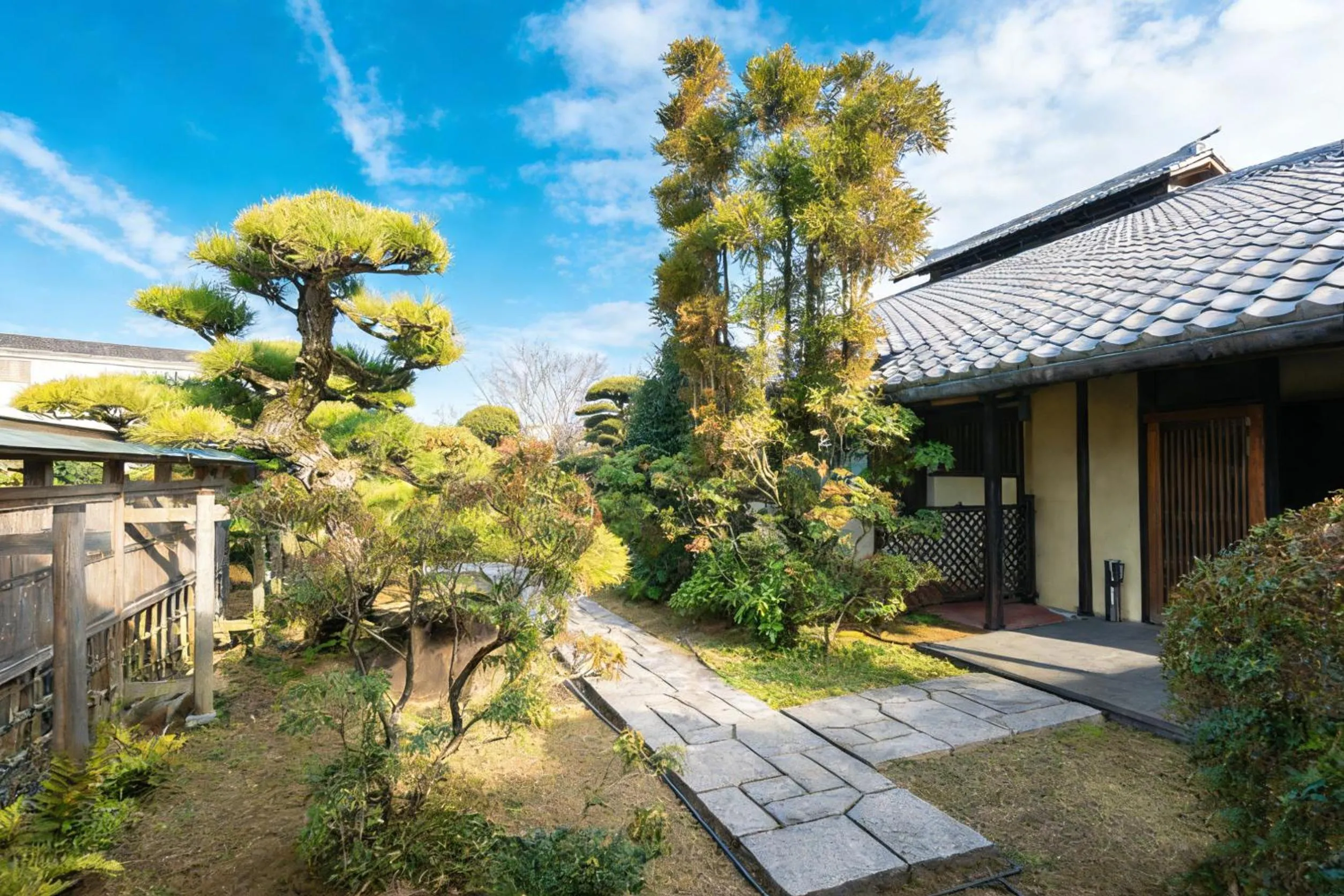 Kansai Airport Hotel Pine Villa