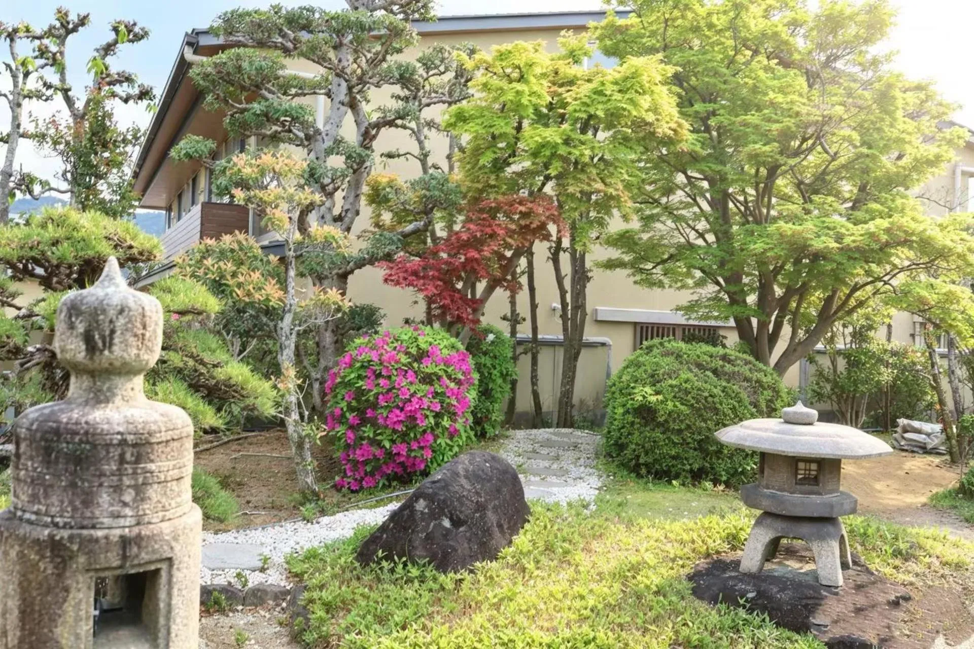 Garden in Kansai Airport Hotel Pine Villa