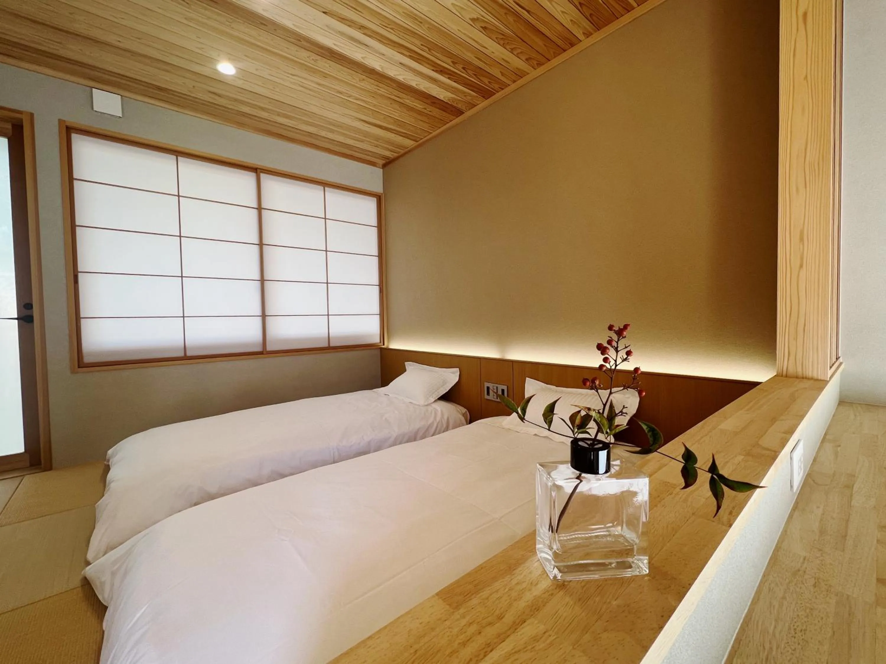 Bed in Kansai Airport Hotel Pine Villa