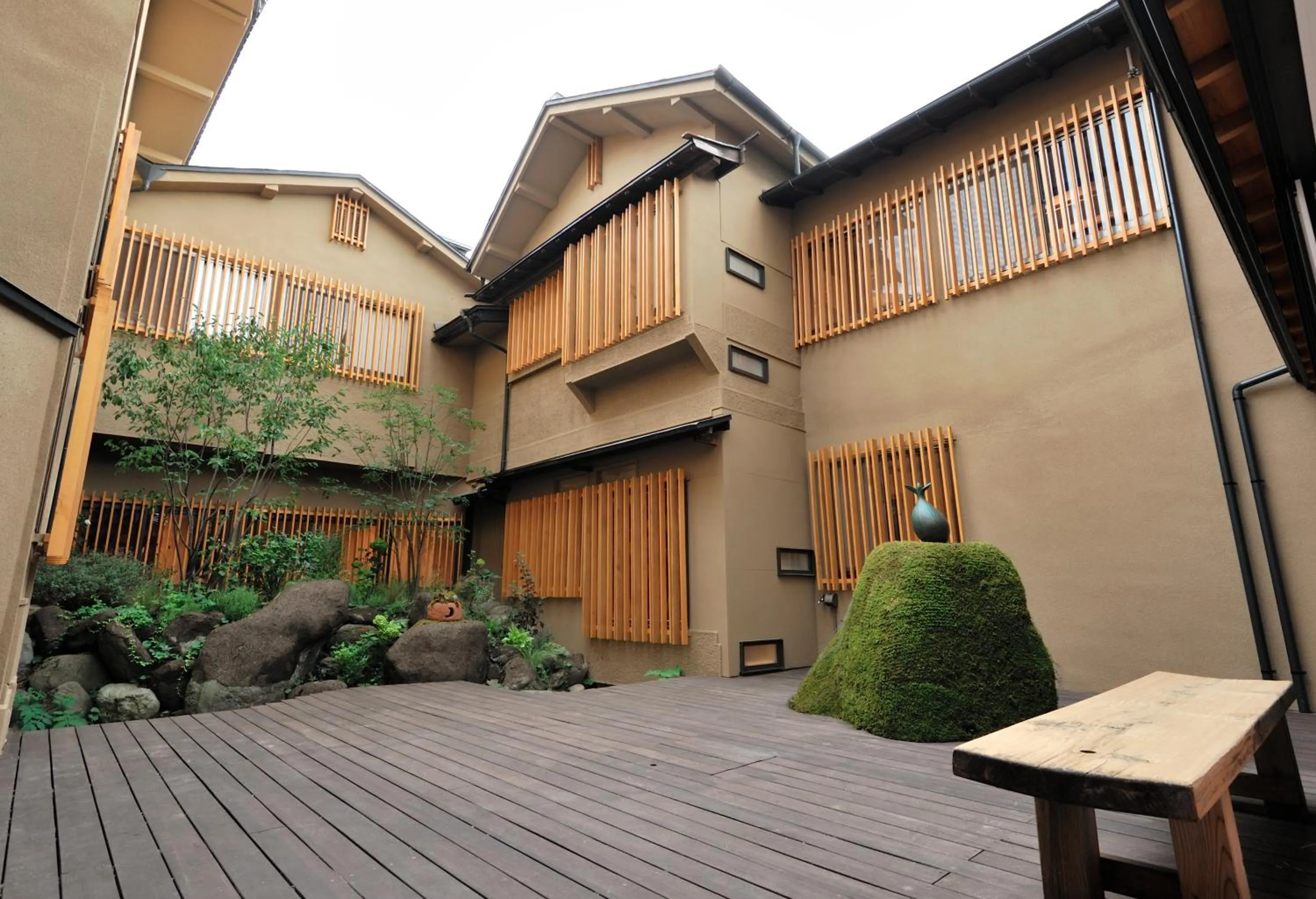 Property building in Ichiraku tendo spa & brewery